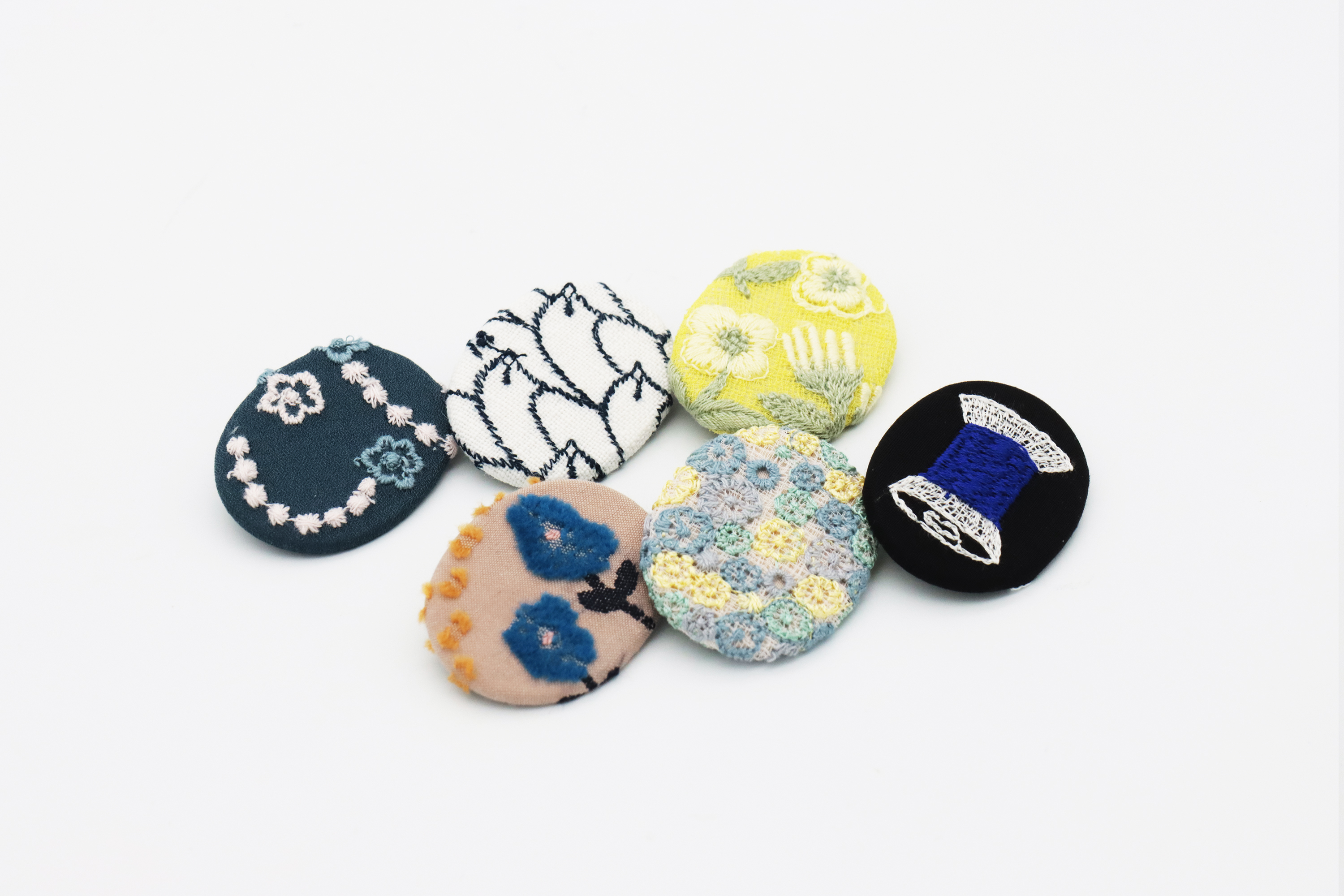 minä perhonen｜餘布徽章-橢圓形 (大)