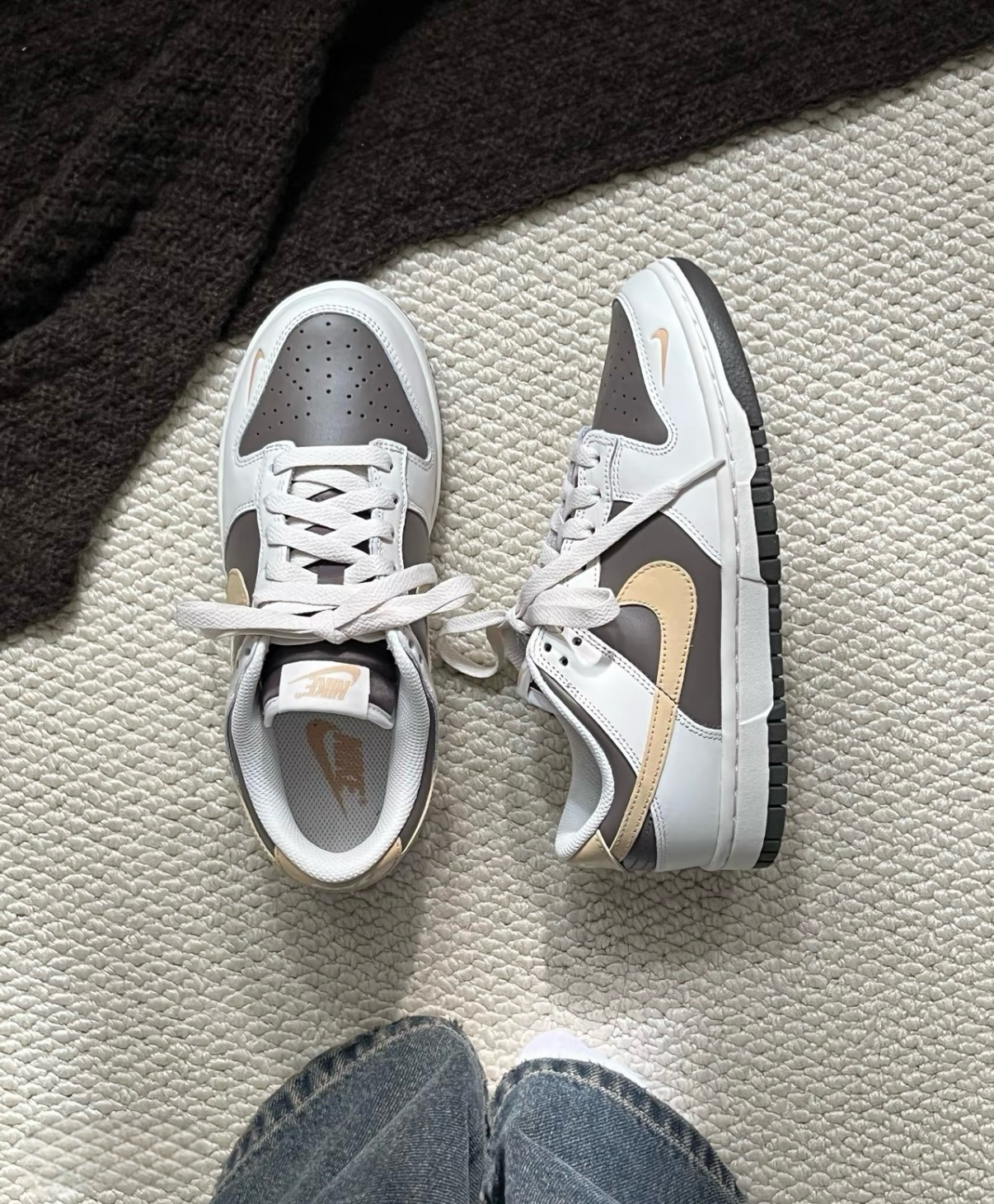 Nike Dunk Low 反轉摩卡棕 奶茶 小勾 棕色 咖啡色 女鞋 HM9655-001/預購