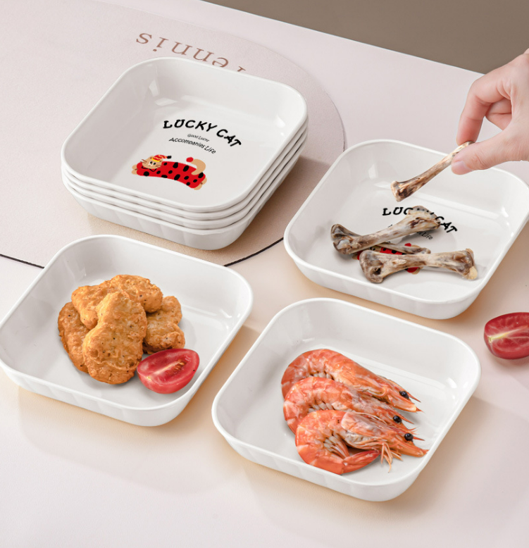 《5954》可愛表情塑膠小盤子(8入裝)