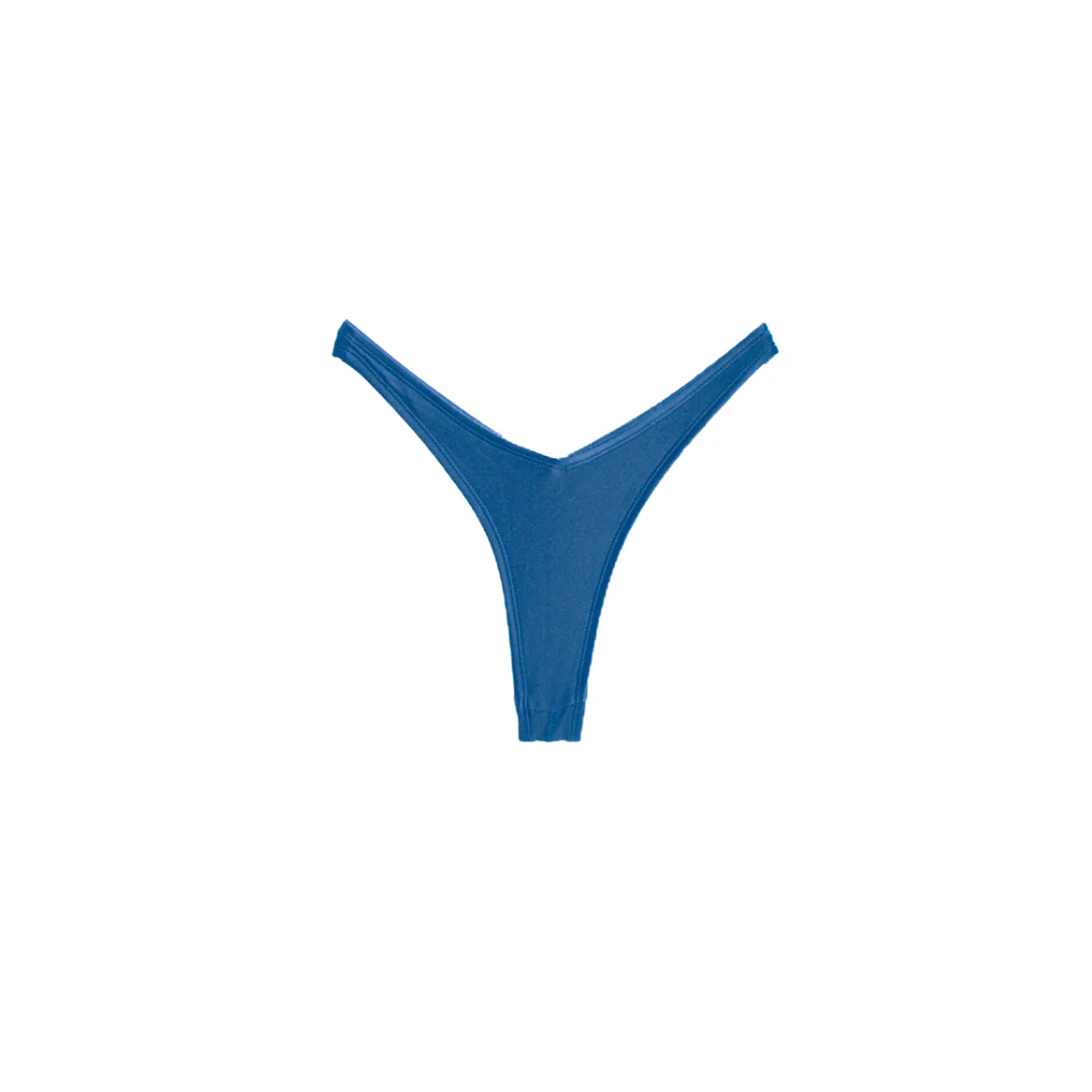 ▲Muiiswim VEW 海鷗丁字泳褲  絲光水波藍