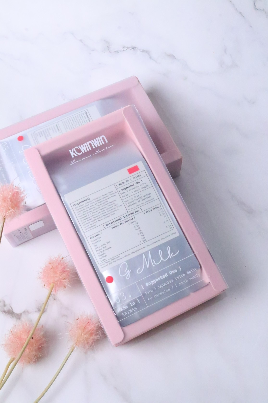 「美胸美白補血養氣 - 升級版Gmilk一次滿足！」（2盒或以上、4盒優惠組香港免運優惠） K.C WIN-WIN 享柔GMILK 60粒/盒