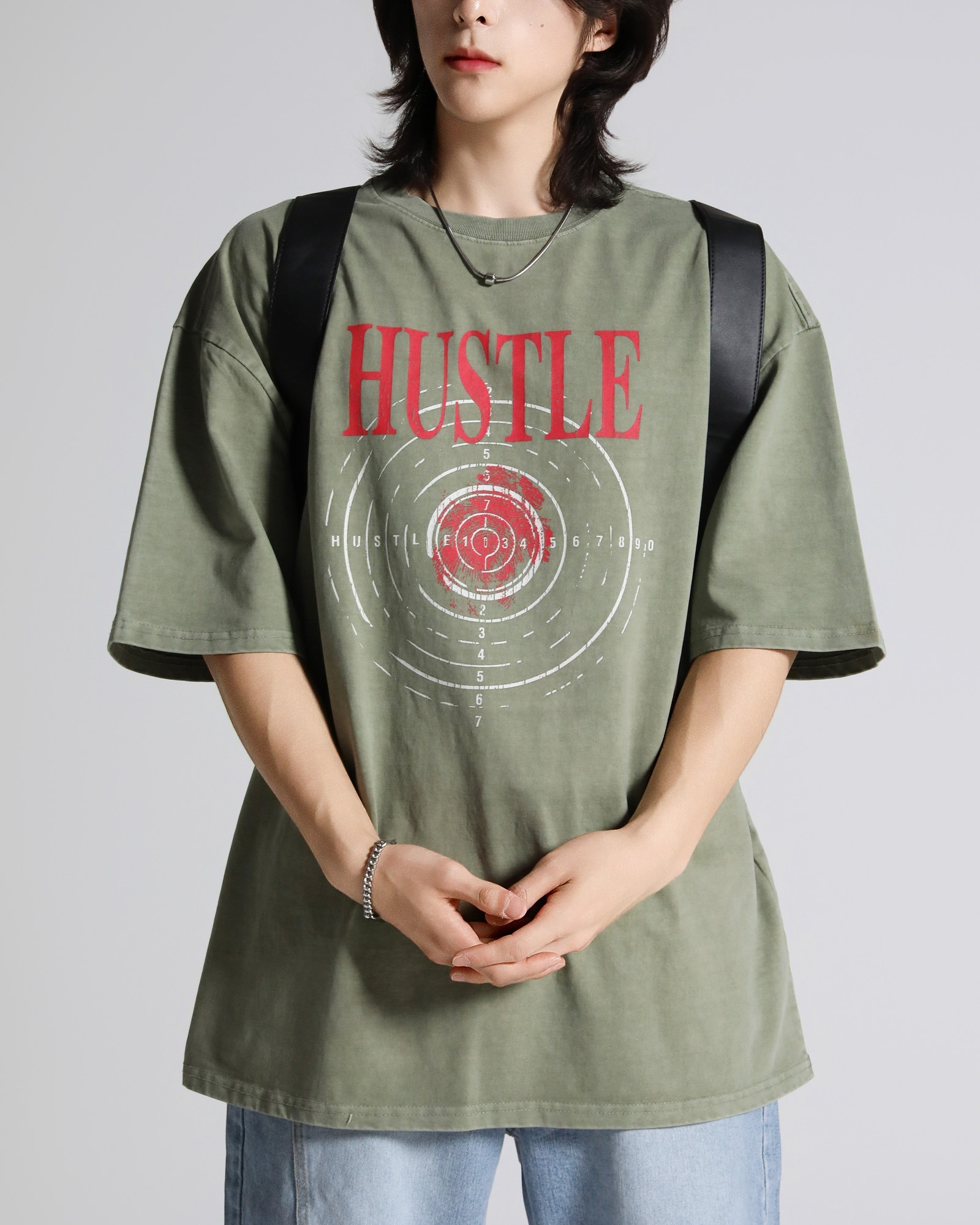 HUSTLE 顏料短袖 T 卹