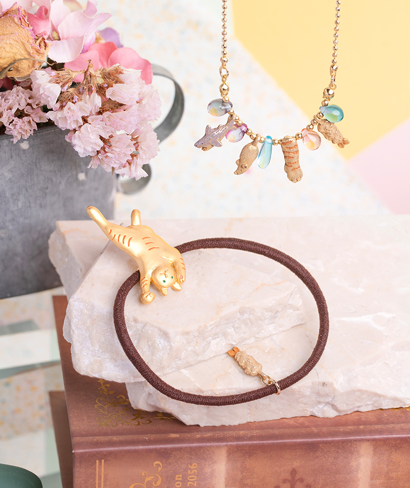 貓的玩物頸鏈 & 貓肚子朝上髮圈