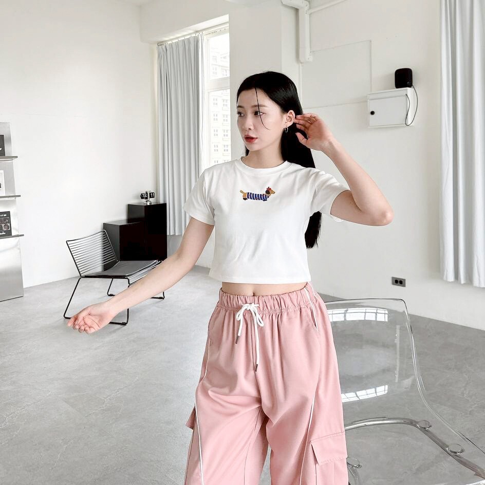 自訂款 臘腸狗印花短版短T im80902