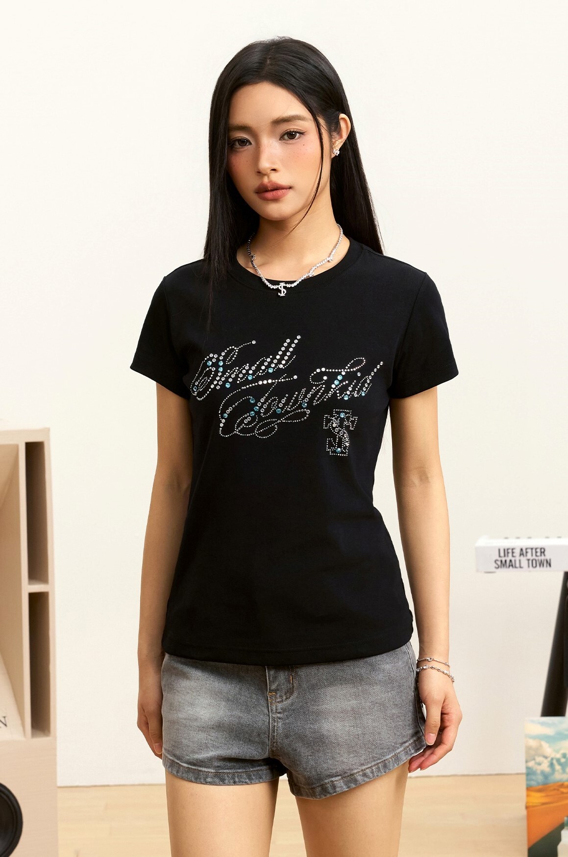 STK SmallTownKid 民族風 寶石字體 收腰顯瘦 T恤