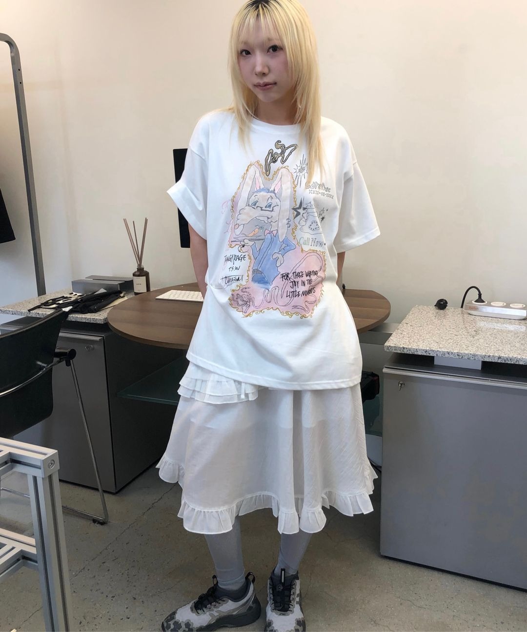 トップス TYPESERVICE Rabbit Ruched Top white MUSINSA | TYPESERVICE Rabbit Ruched Top [White]