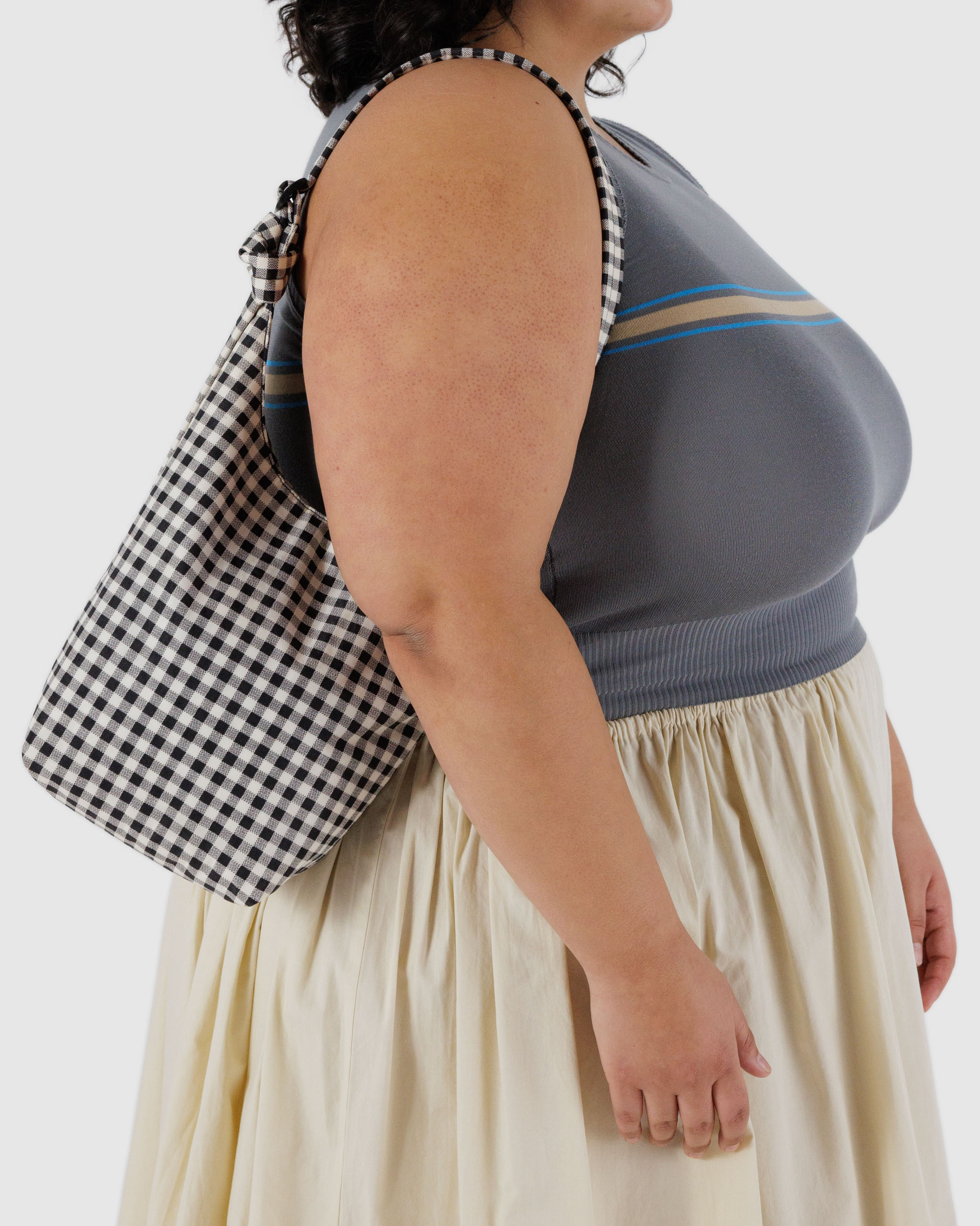 SMALL NYLON SLING - Black & White Gingham | BAGGU