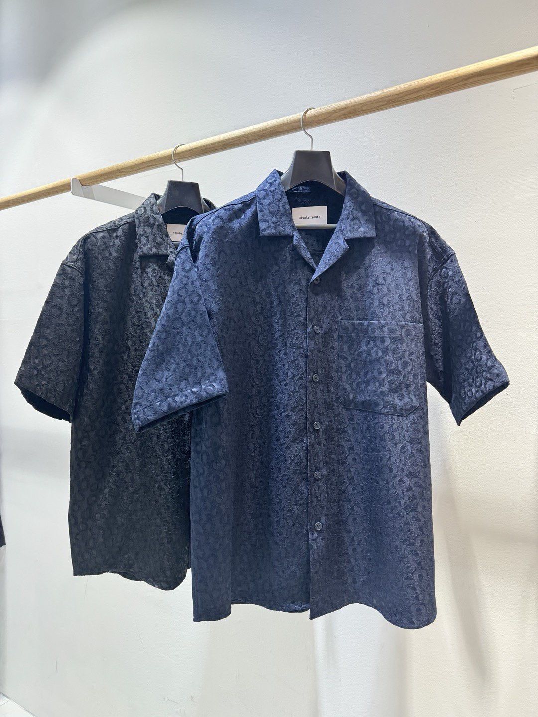 暗花紋短袖恤衫 C_y-108S