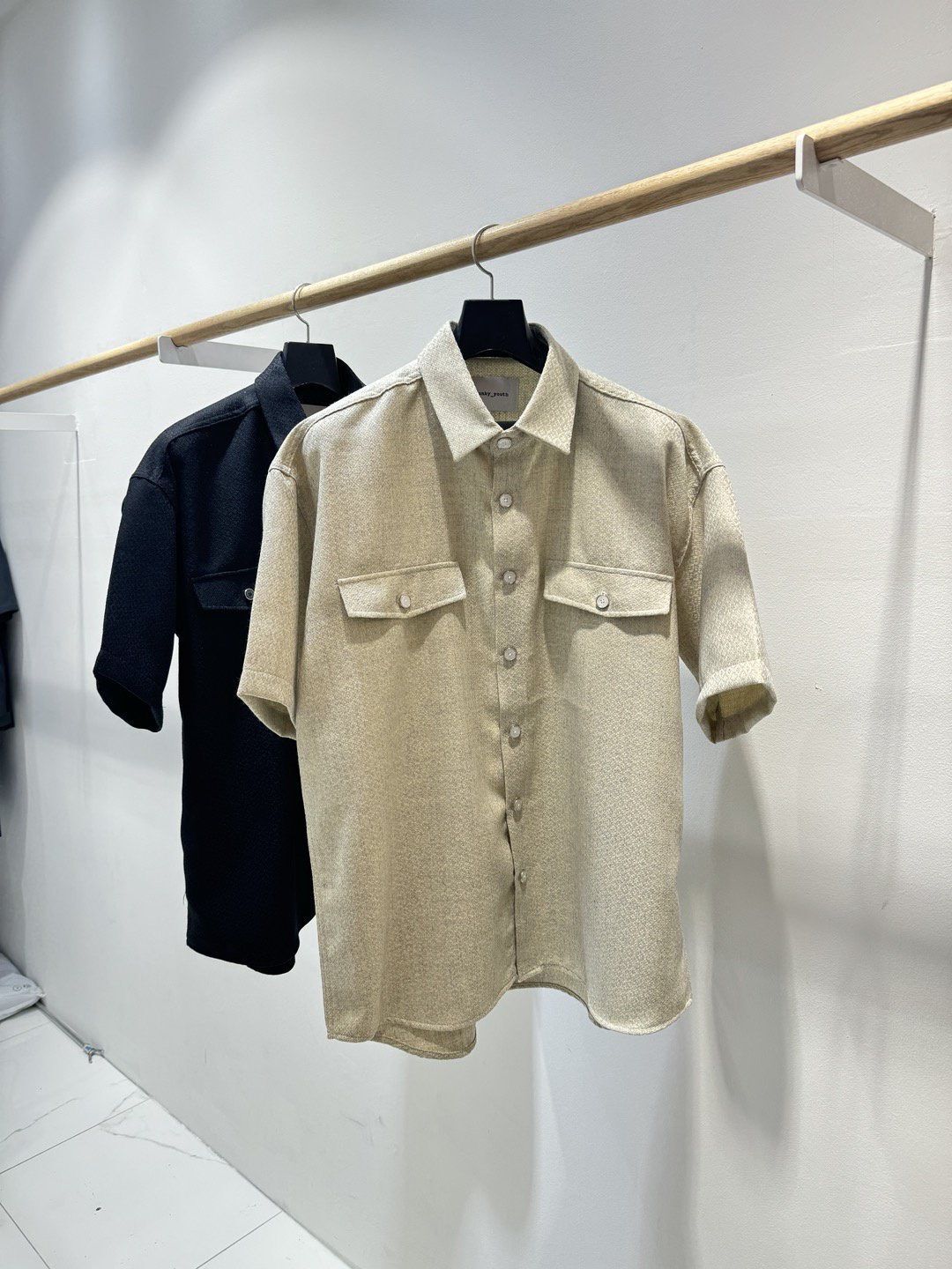 暗花紋短袖恤衫 C_y-110S