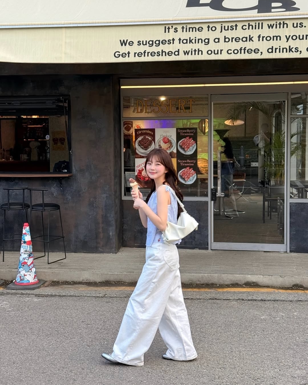 Stand Oil - Mushy Square Bag (Cream)