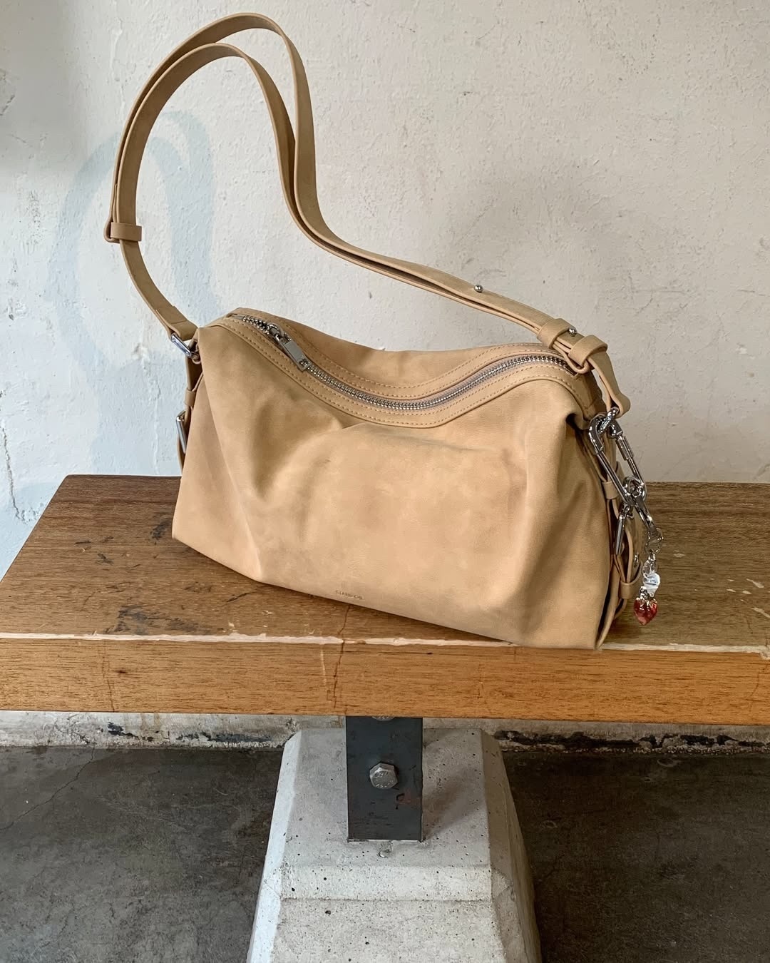 Stand Oil - Mushy Square Bag (Camel)