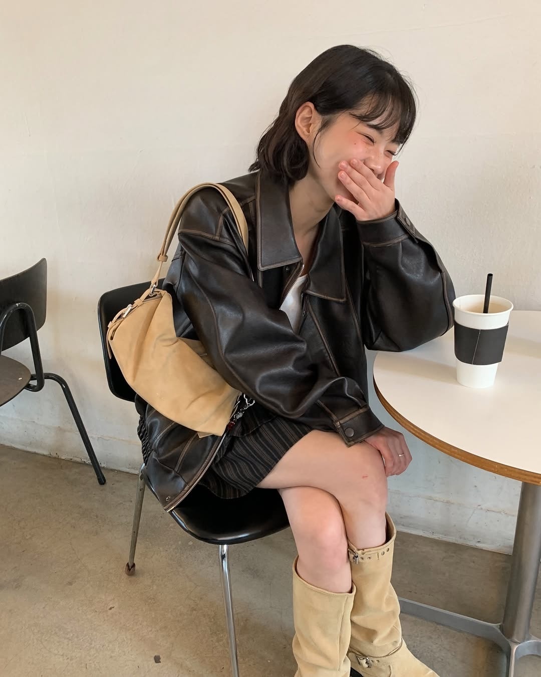 Stand Oil - Mushy Square Bag (Camel)