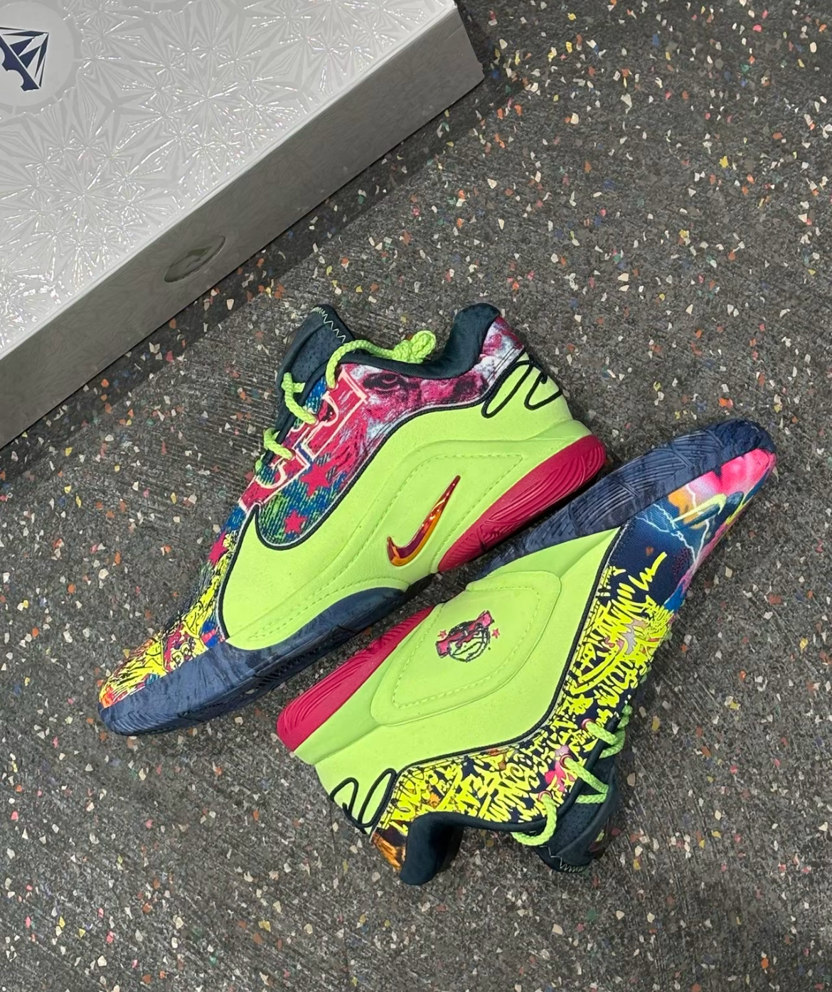 男鞋 NIKE LEBRON XXII BW EP 繽紛綠 彩繪塗鴉 實戰 籃球鞋【HV8452-400】