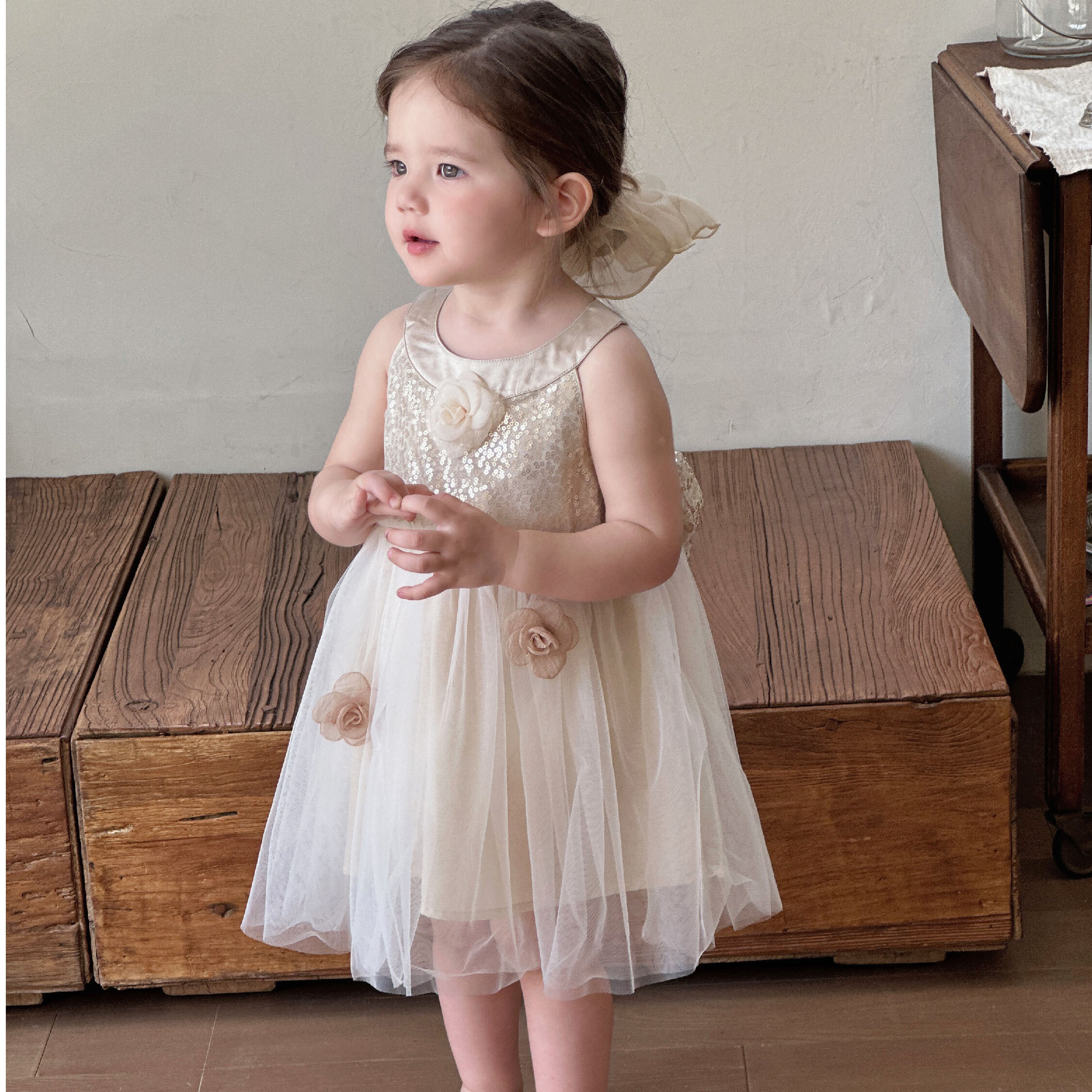 【H50274】閃閃蝴蝶結花朵削肩洋裝