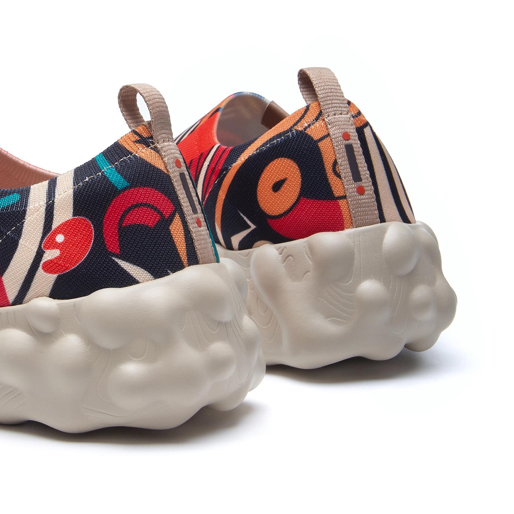 【Uin】西班牙設計原創 ｜ 托萊多6 彩色靈夢  女鞋 彩繪鞋 休閒鞋 懶人鞋