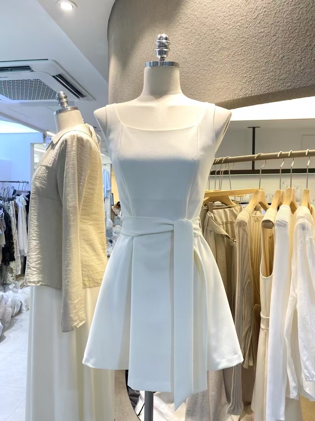 白雪珠淚 (連身)