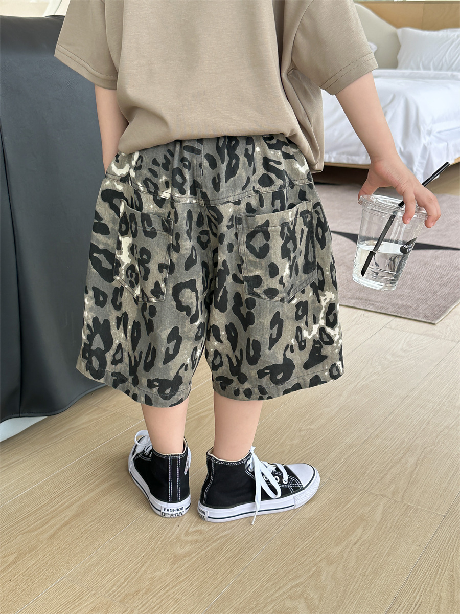 卡其豹紋 五分短褲