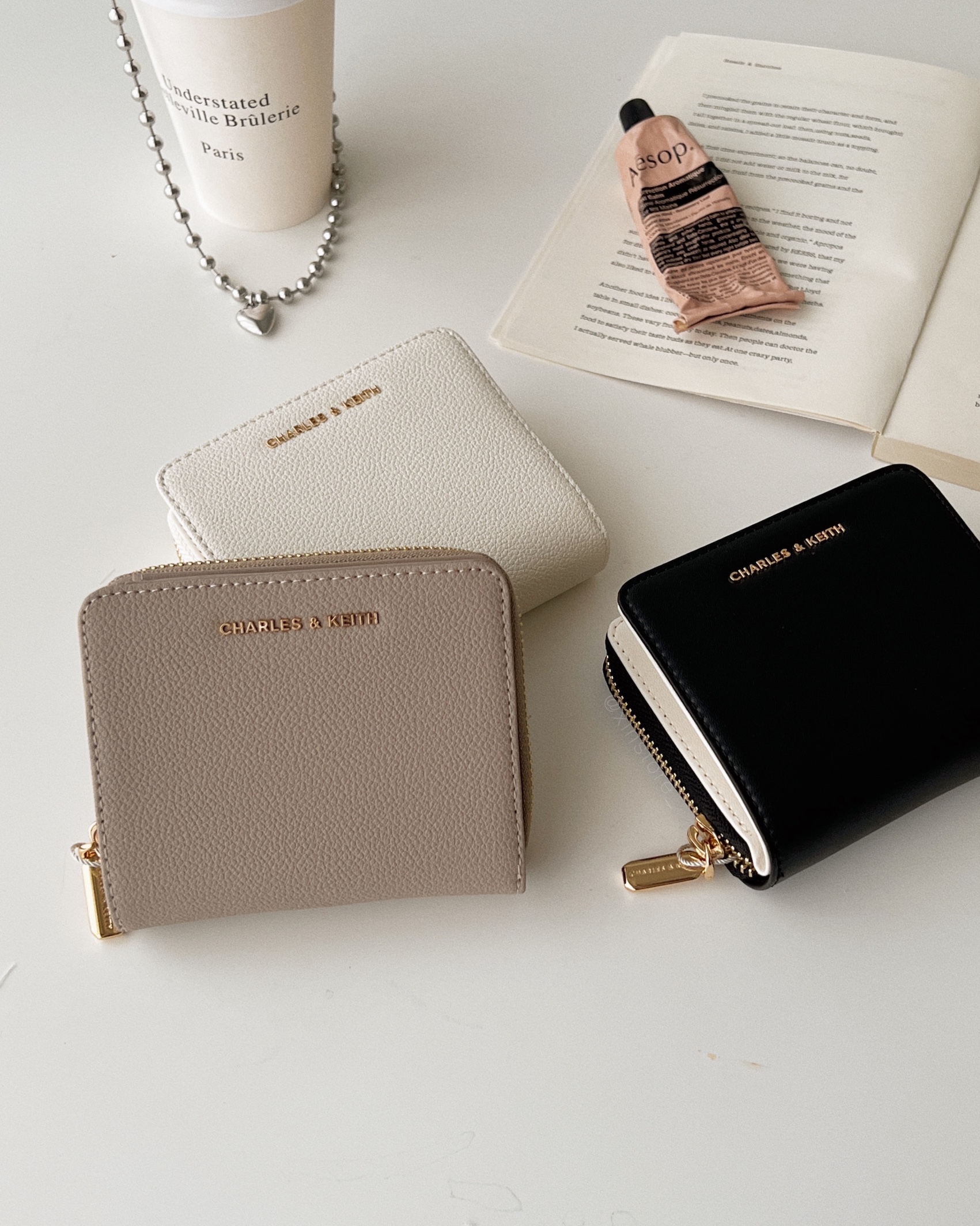 <現貨><3折疊>Charles ＆ Keith 小CK Finley 拉鍊 短夾 錢包 5色