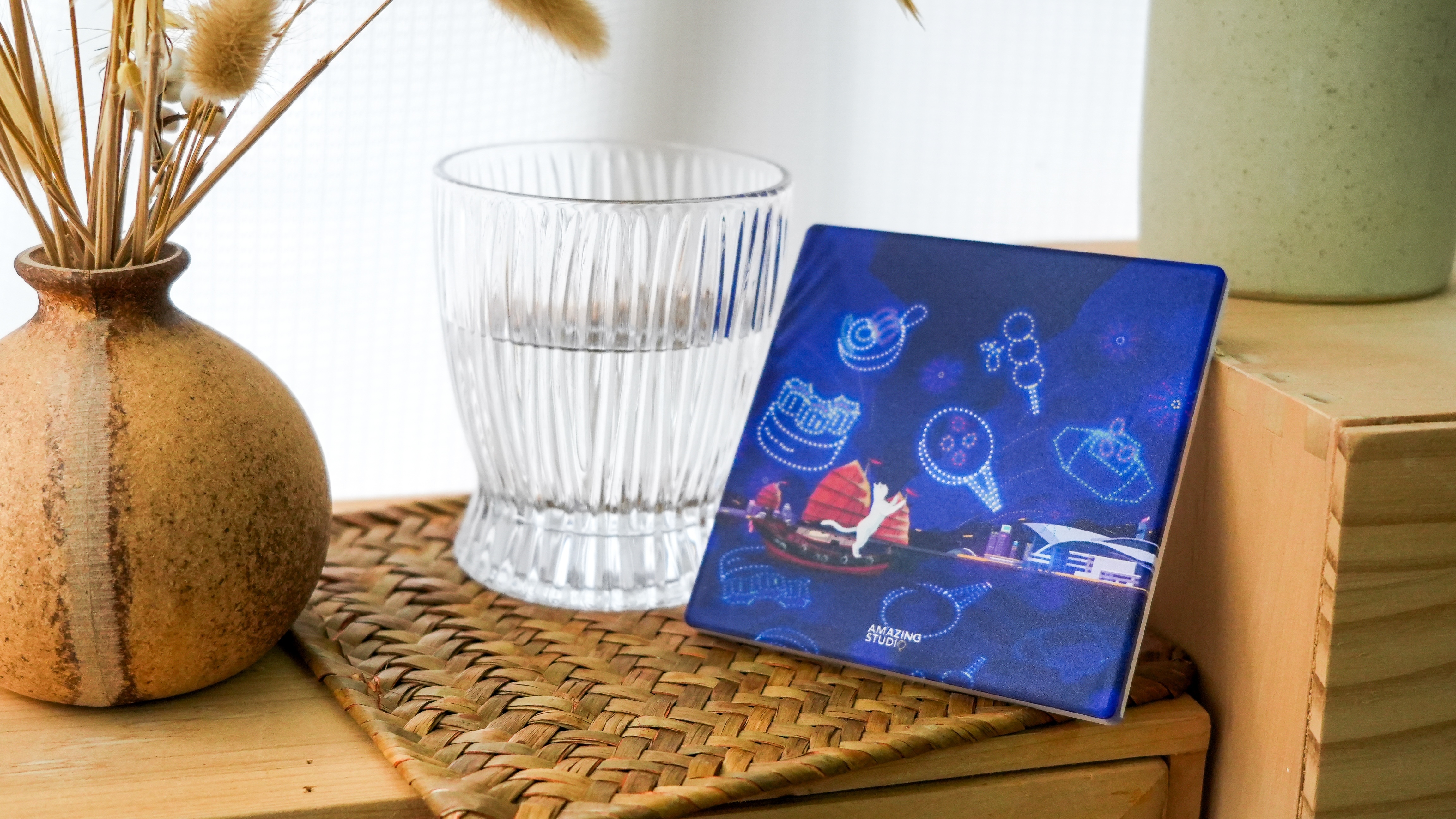 【貓遊街角 - 維港映匯】 杯墊丨Amazing Studio