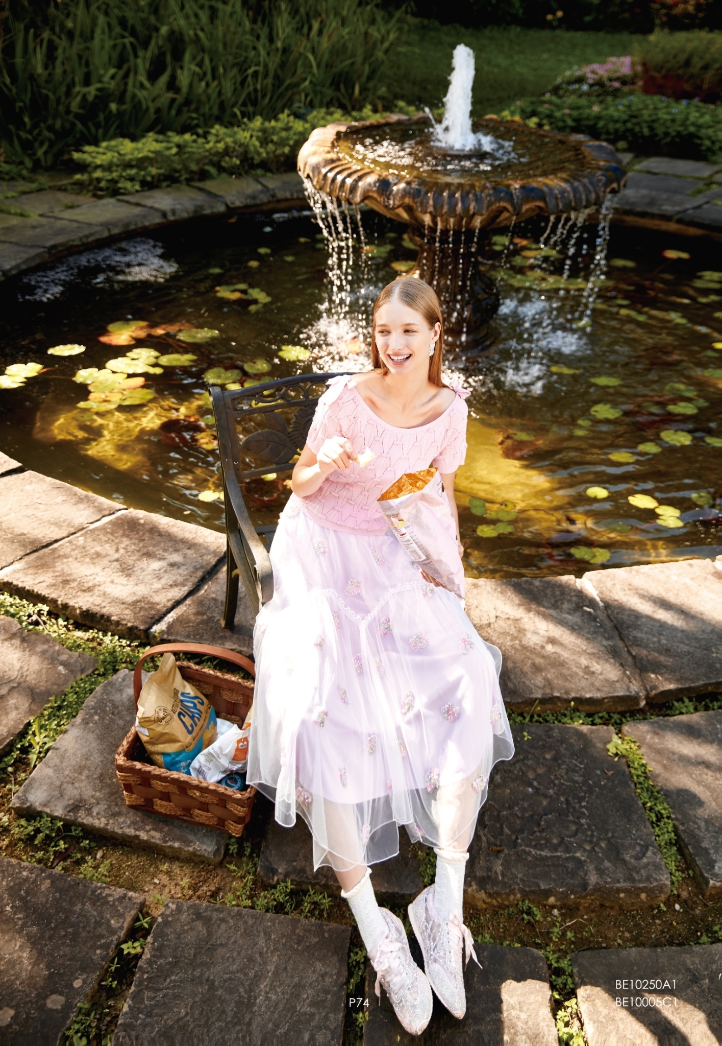 BE10005C1 幻紫亮片刺繡雪沙大A群大A群