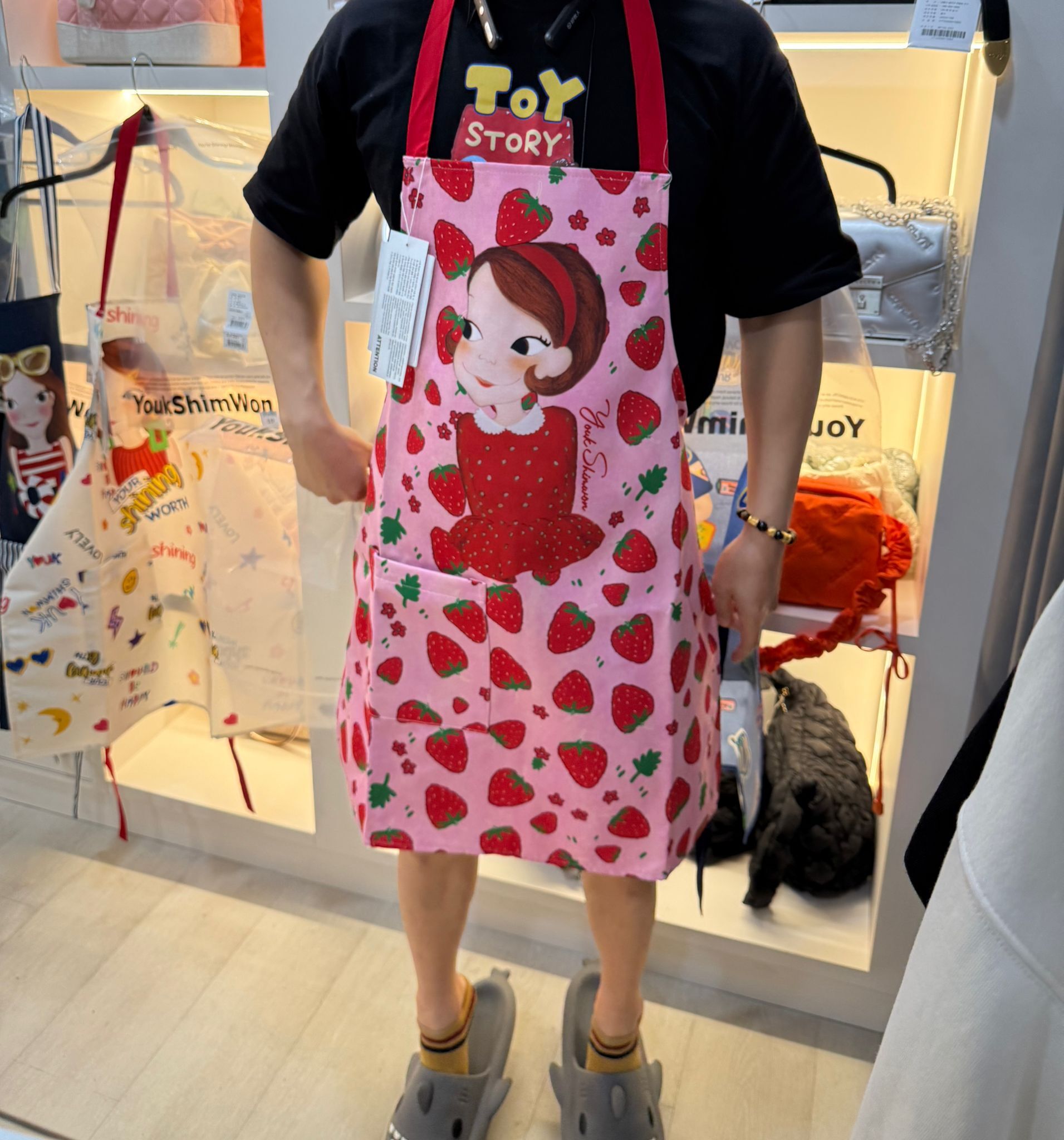 [S] YSW PINK COLORFUL APRON STRAWBERRY F COLORFUL RIA, 8809190129612 (SYW331)