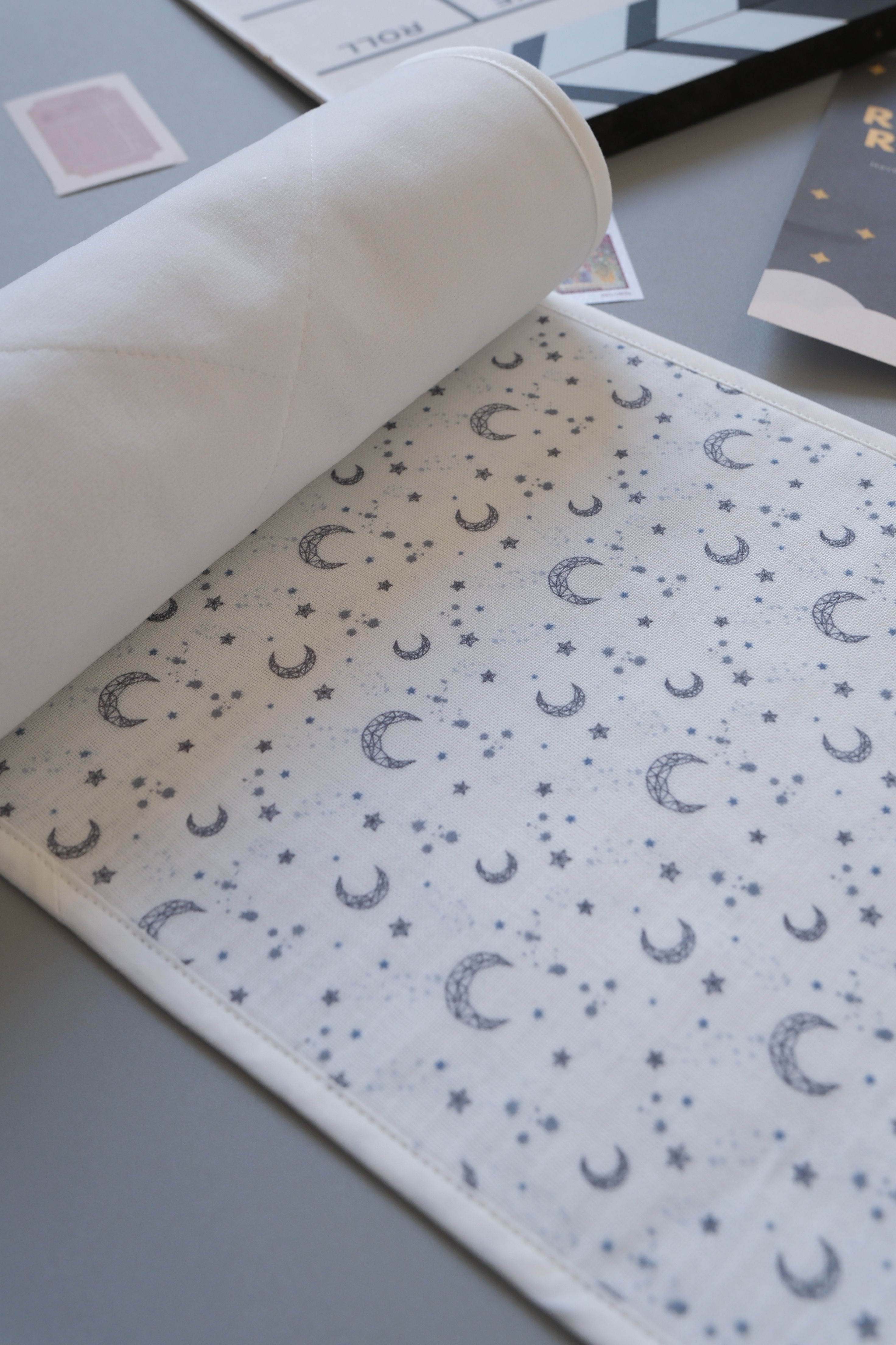 Hi Y.P store-超靜音柔軟肚圍-幾何月光