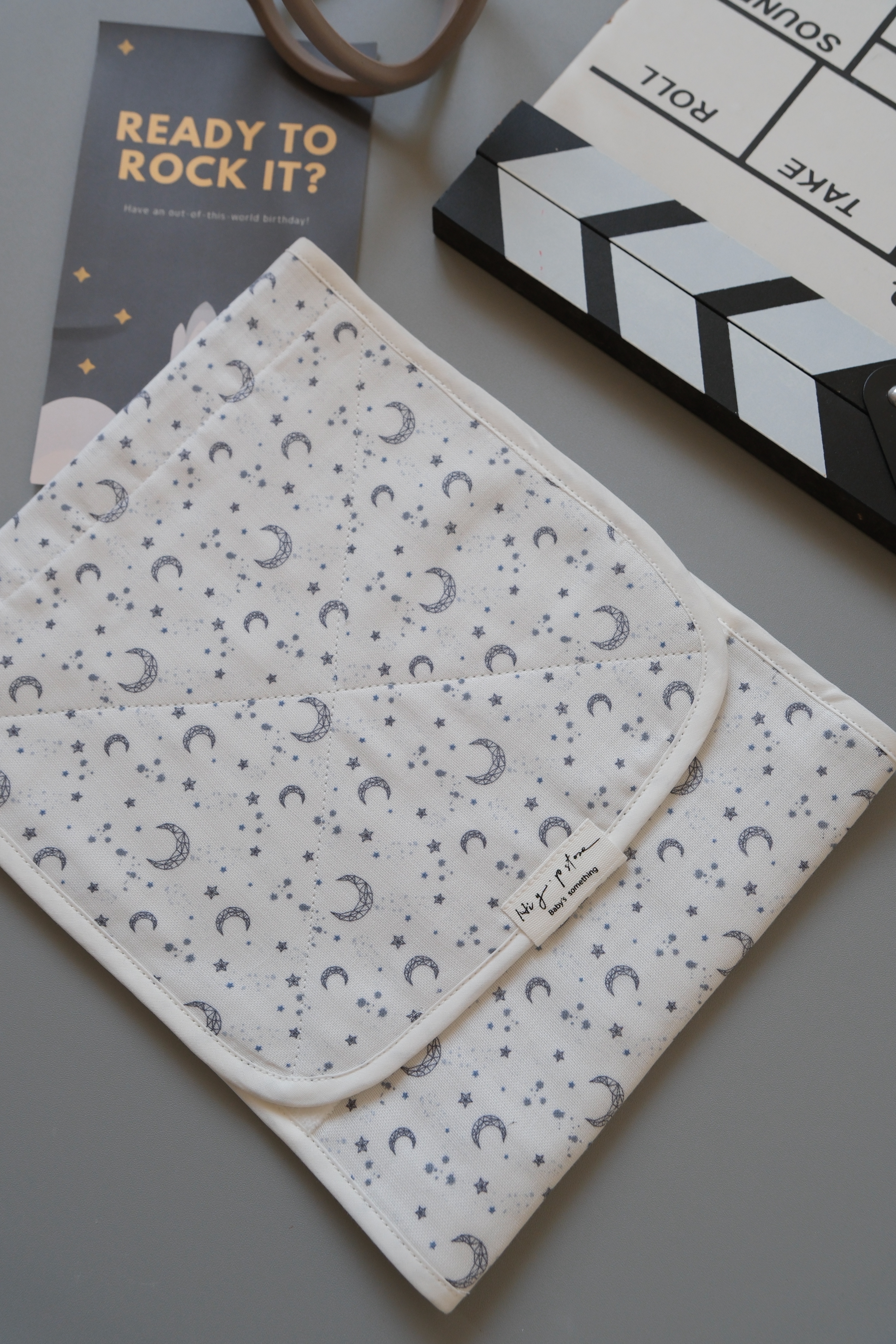 Hi Y.P store-超靜音柔軟肚圍-幾何月光