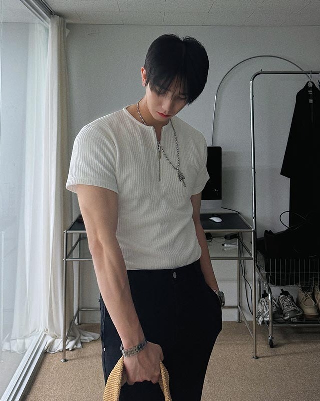 半拉鍊羅紋短袖T恤