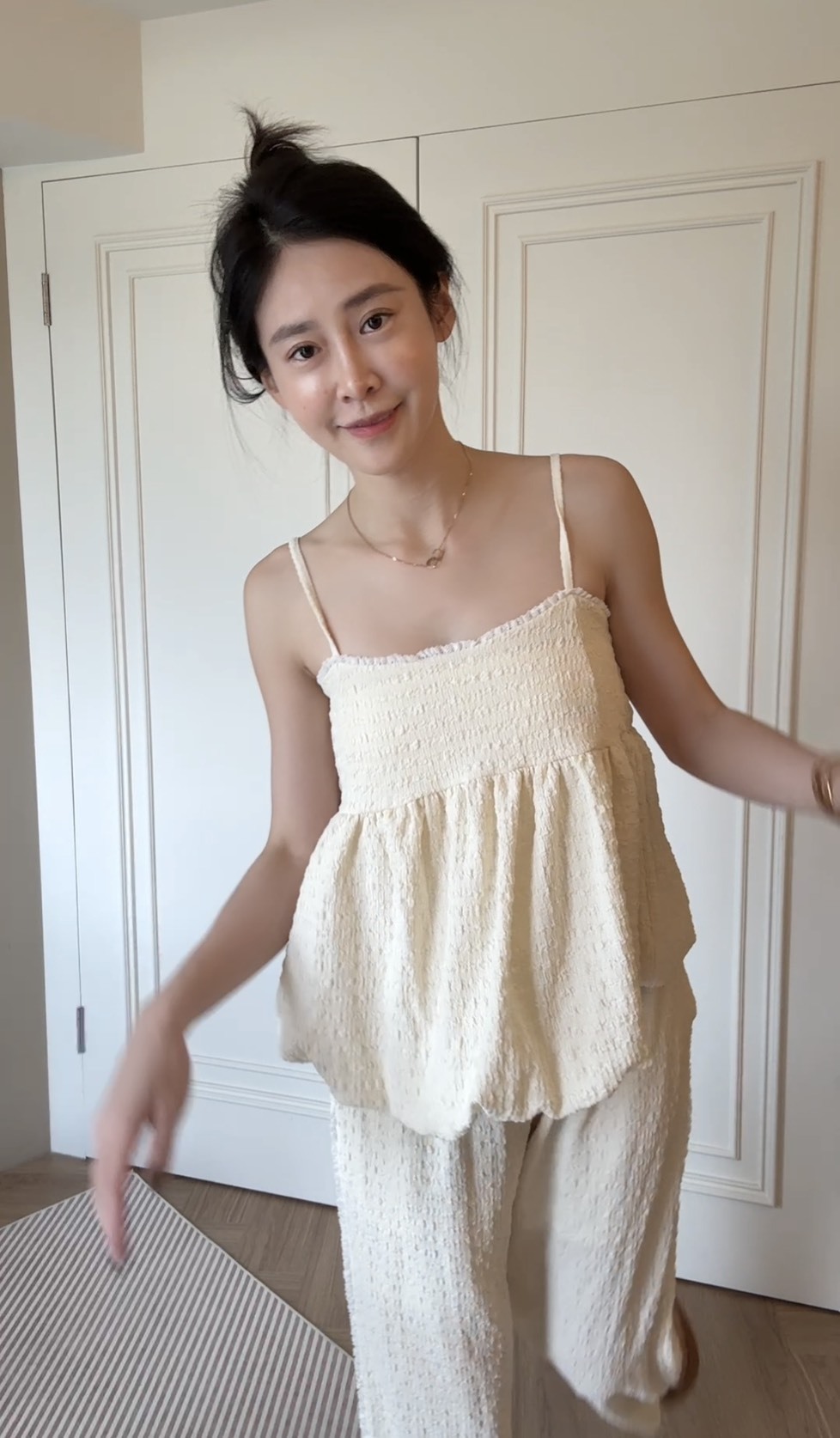 蓬感細肩上衣+寬褲套裝*少量現貨