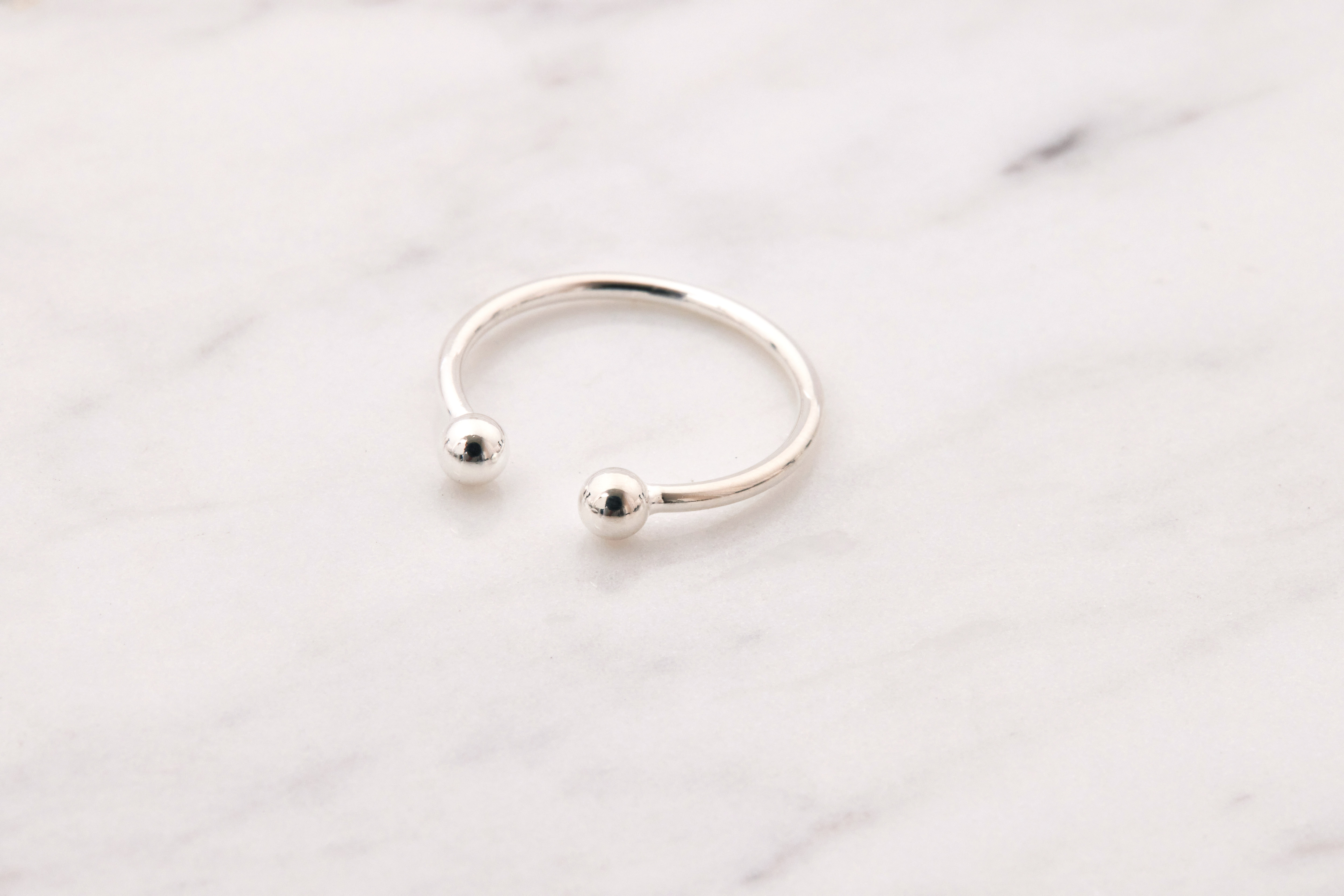 R1058  |  純銀小圓珠尾戒戒指