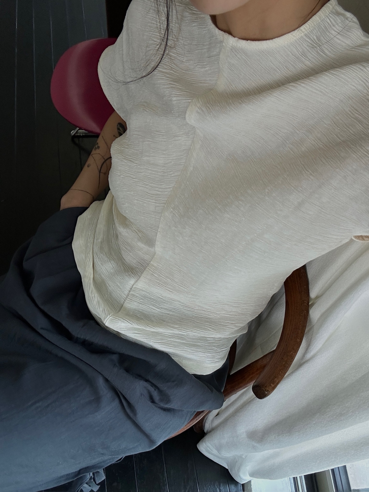 Pleated fit cut blouse