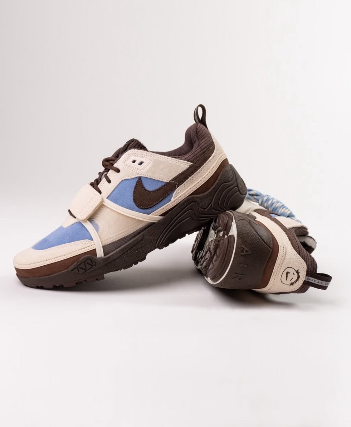 【Focus Store】預購 Travis Scott x Nike Zoom Field Jaxx "Leche Blue" 藍色 HQ3072-400