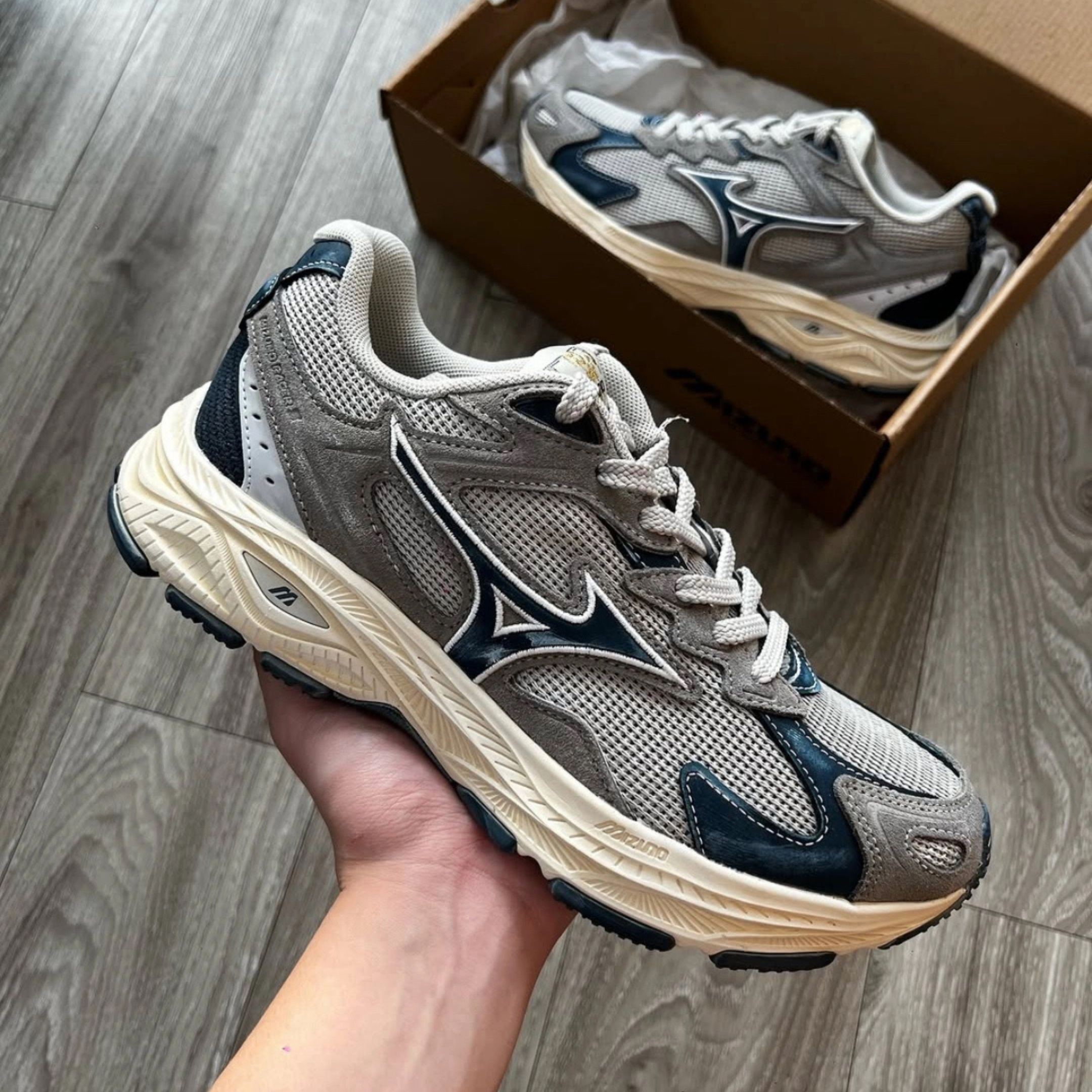 NICEDAY 代購 Mizuno Racer S CNY 蛇年 灰藍 灰色 深藍 奶油底 復古 男鞋 D1GH223527