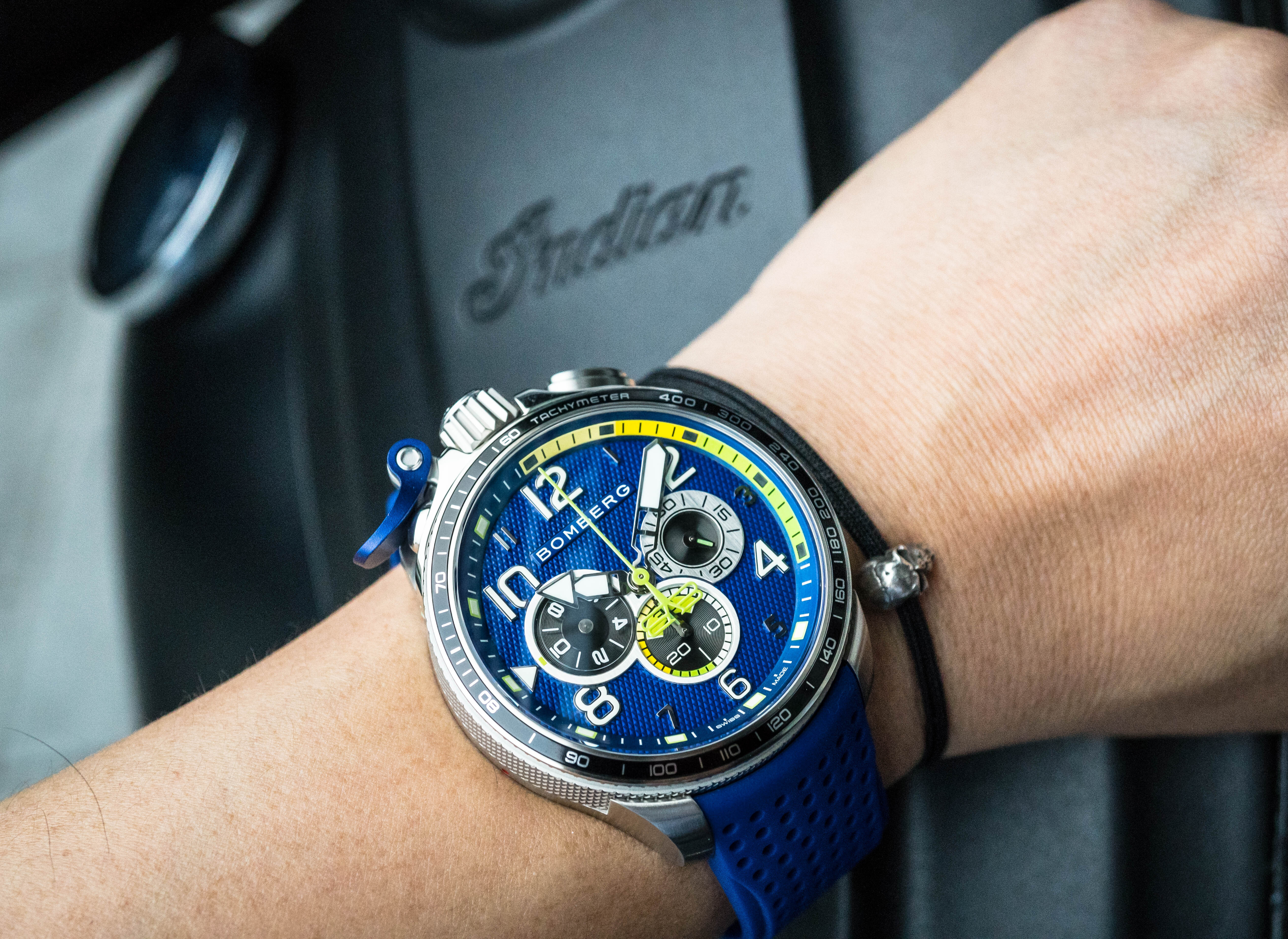 BOLT-68 系列全鋼藍面XL賽車計時碼錶