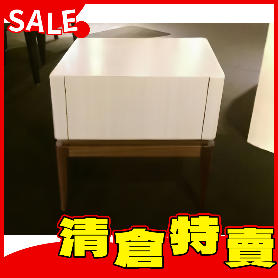 清鏡床頭櫃