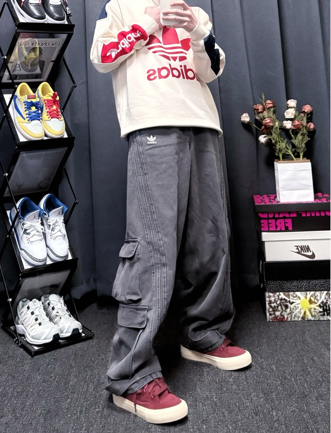 adidas 三葉草 多口袋休閒褲 花崗岩灰