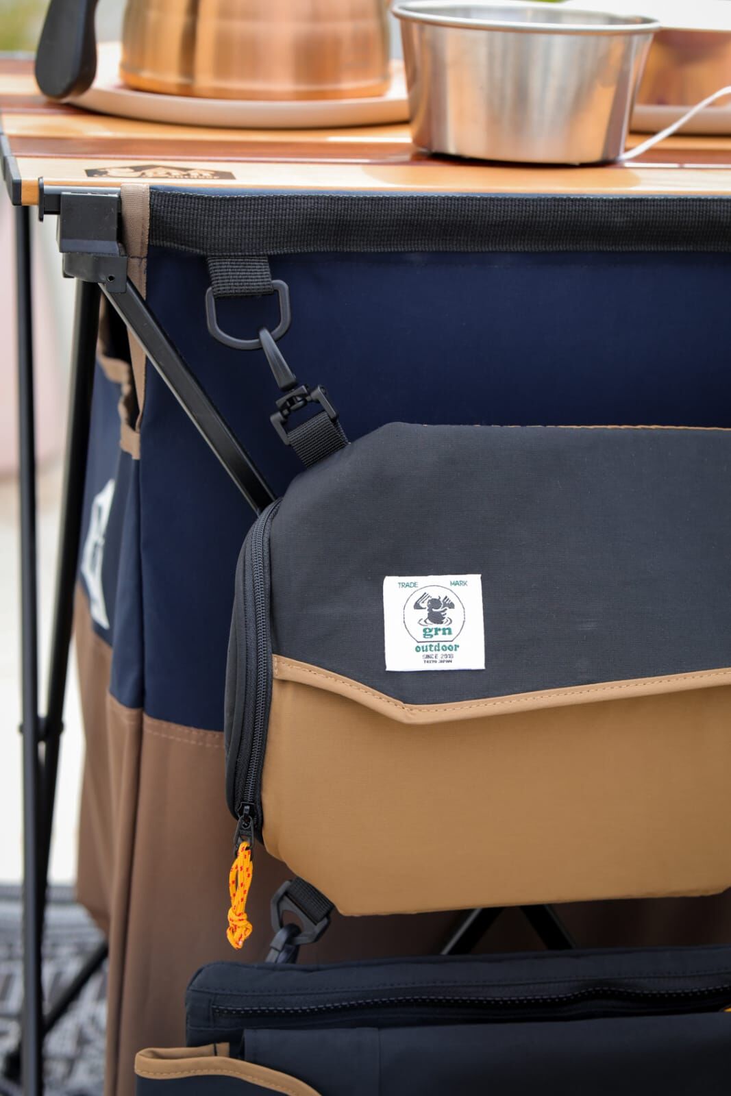 GRN 紙巾盒和廚房紙架 - GO1417F