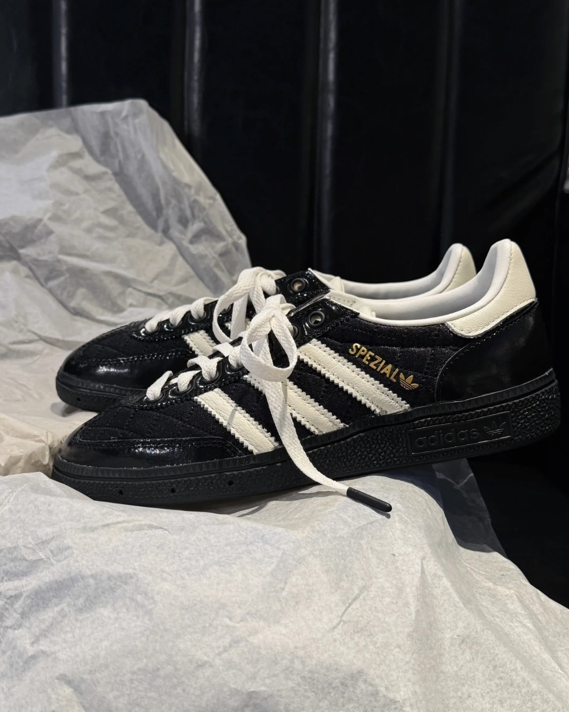 <小香風🤍>Adidas Originals Handball Spezial 小香風 菱格紋 漆皮 拼接 黑白