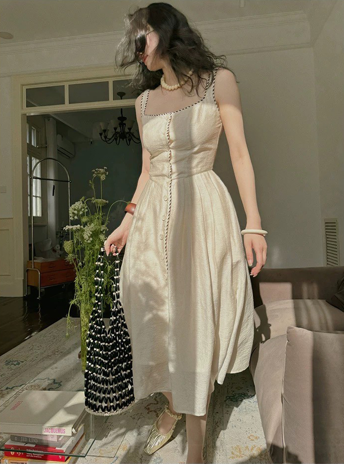 奶油杏配色滾邊排釦長洋裝 XS-L (Elegant & Love)