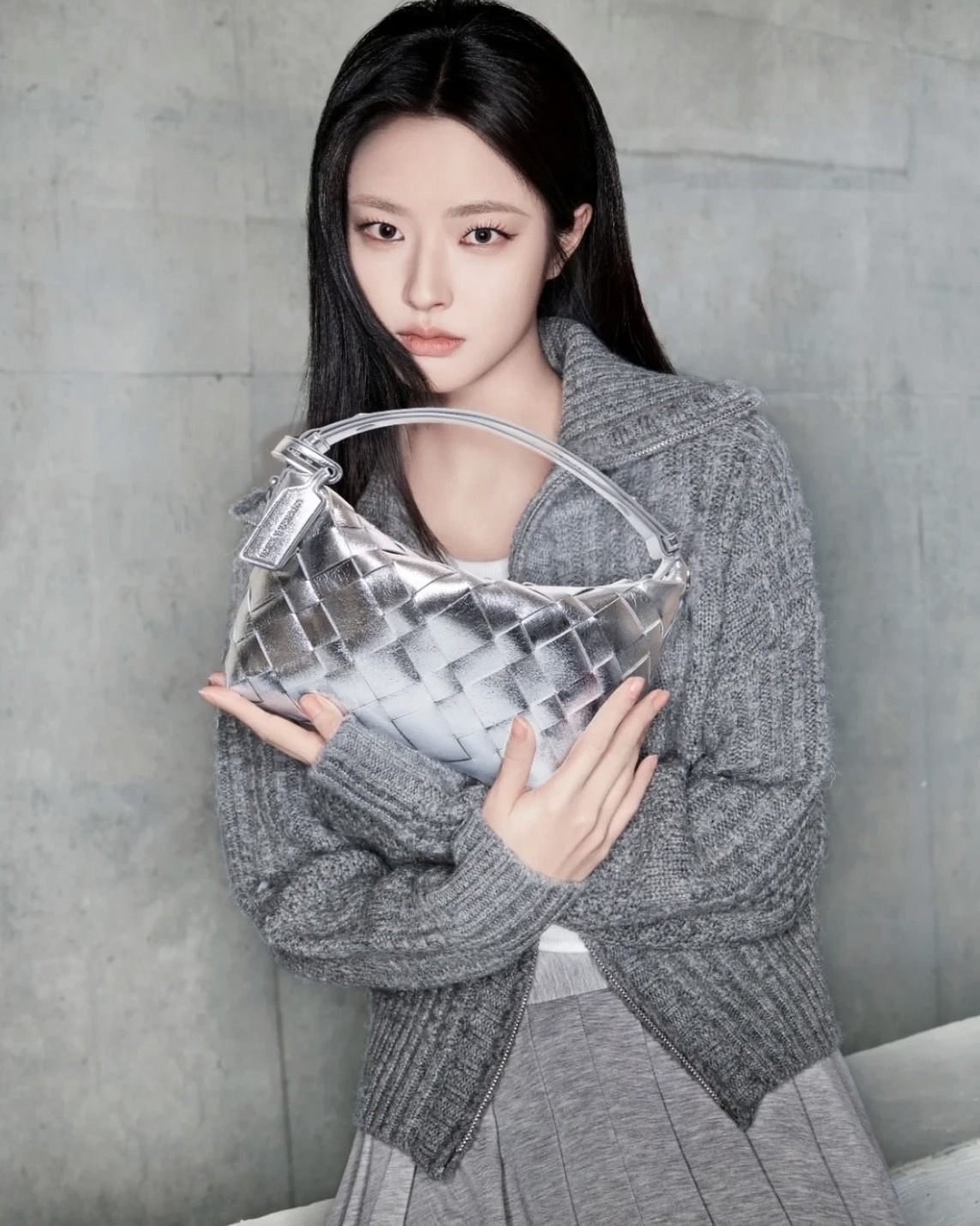 <現貨> 台灣缺貨款 Charles ＆ Keith 小CK Ivette 拉鍊肩背包 2色