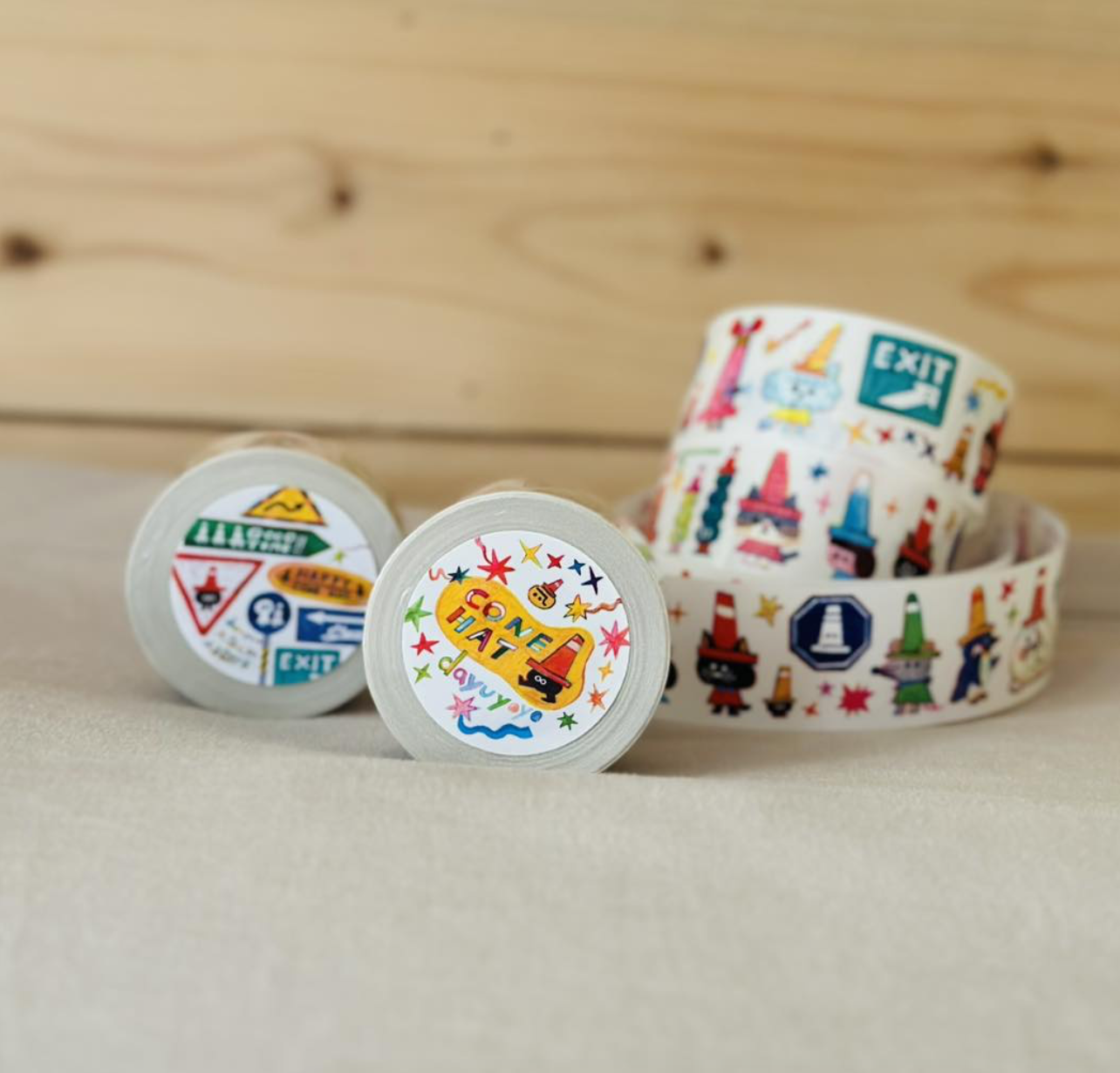 大宇人｜三角錐精靈 PET亮面膠帶（白底紙）