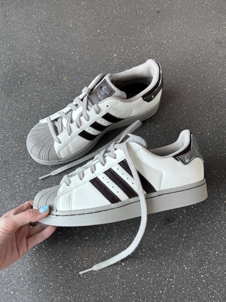 ADIDAS SUPERSTAR 2.0 貝殼頭 愛迪達 三葉草 金屬系列 盔甲 燕麥灰咖 復古 仿舊 男女鞋 JQ6250 / 預購