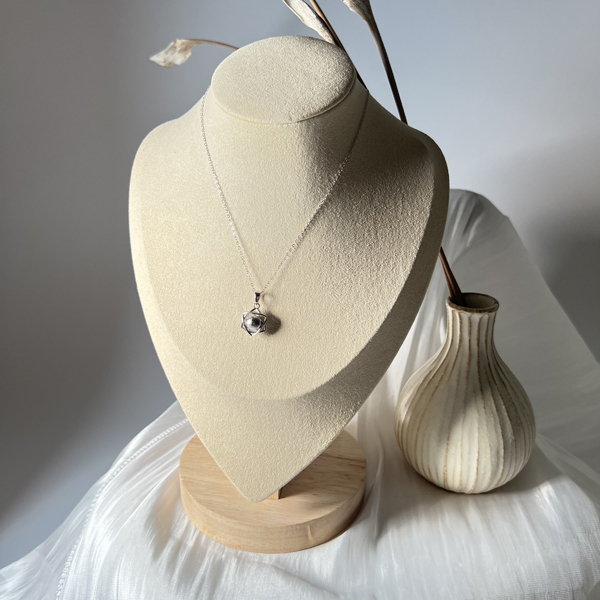 瑞典天鐵 衛星吊墜