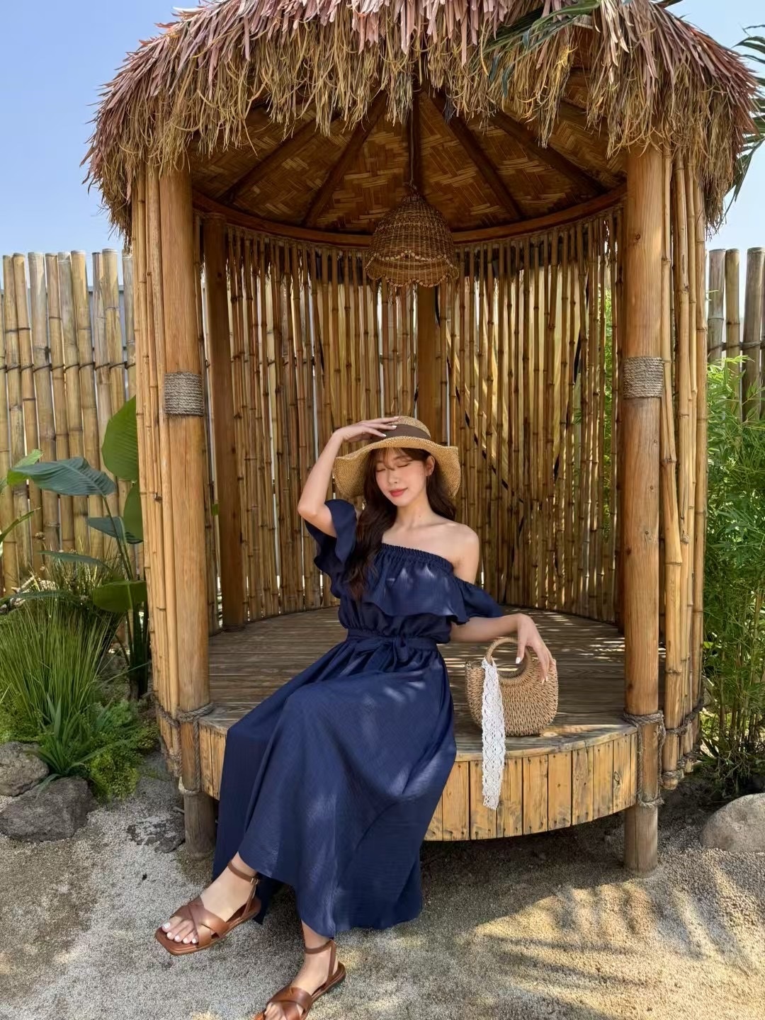 耳畔雨聲 (洋裝)