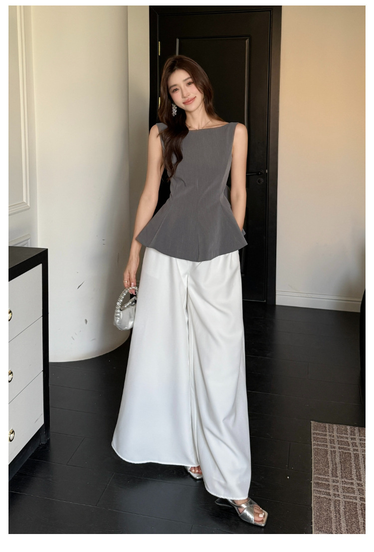 收腰無袖一字領 遮肚上衣(附山茶花胸針)