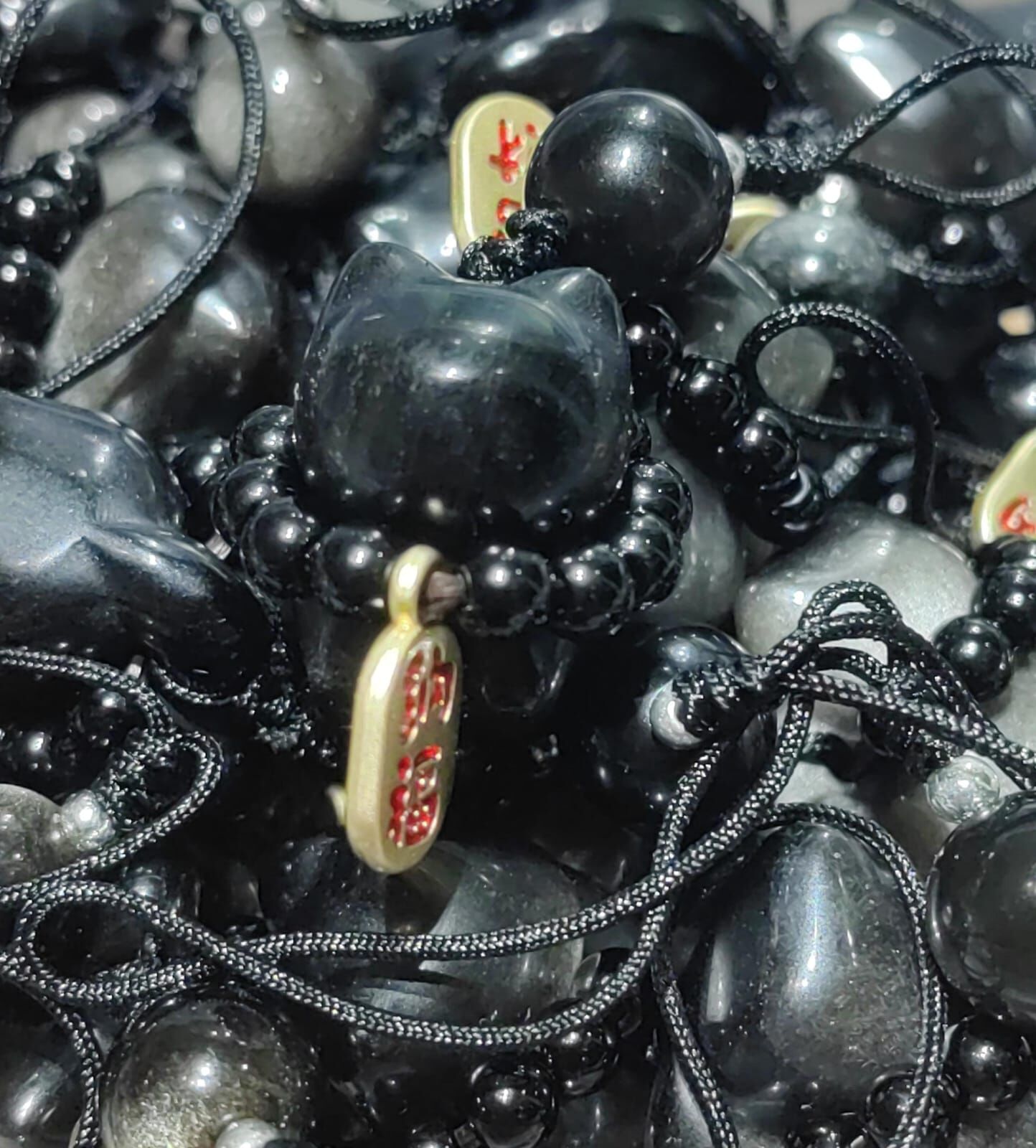 260131 - A82 銀曜石無臉肥貓 黑曜石頸圈 電話掛飾