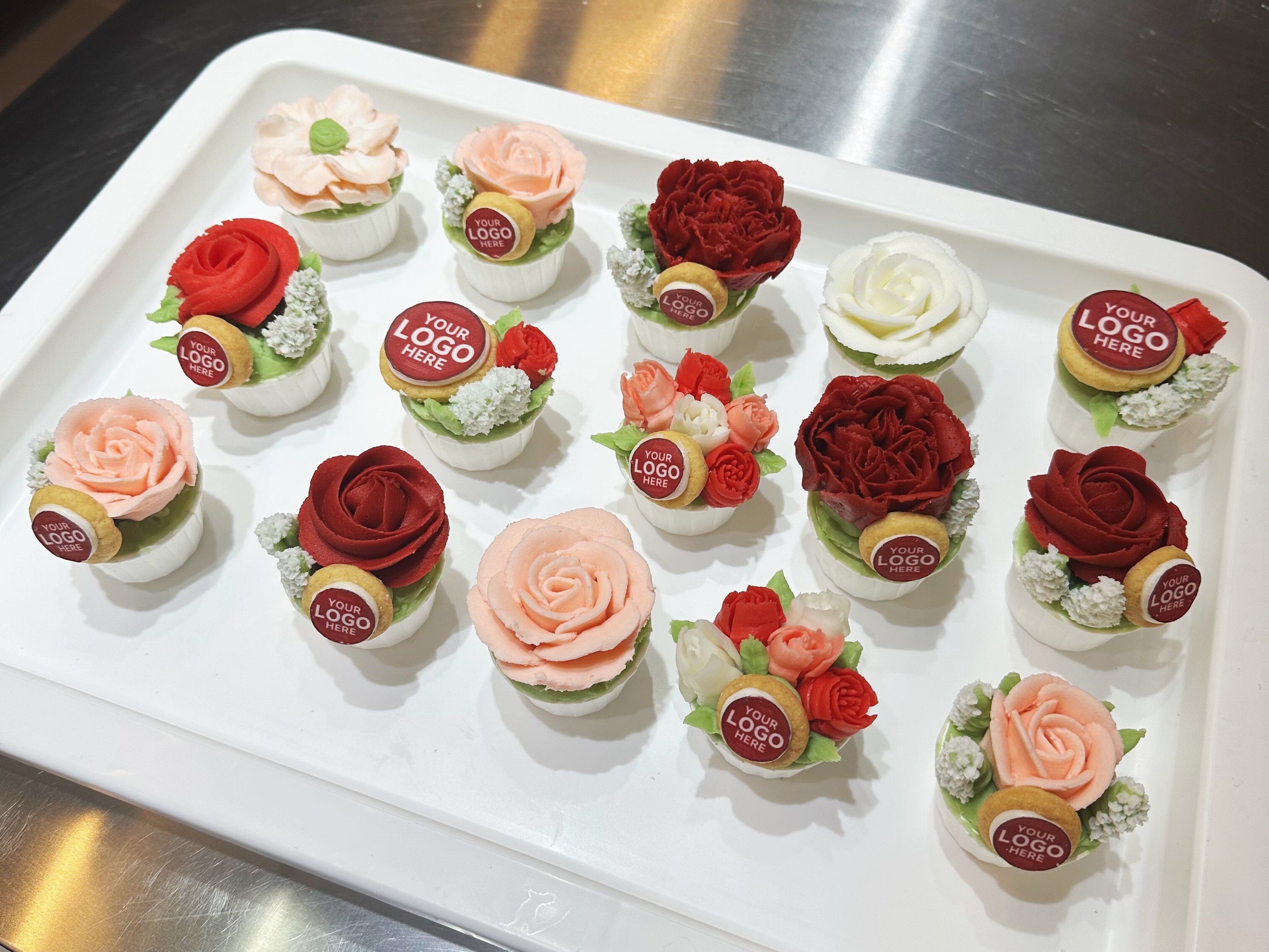 來圖客製 Cupcake (S Size) & Logo 曲奇 (請提前十四天預訂）