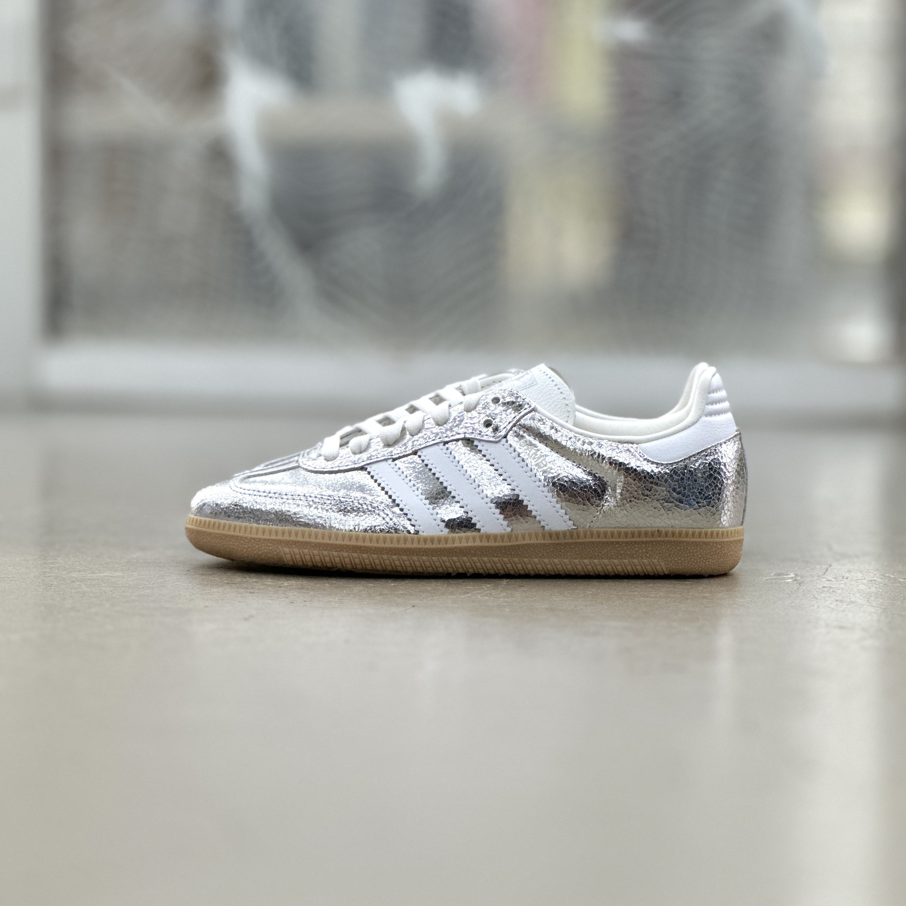 Adidas Samba OG Silver Crakedl JR0035