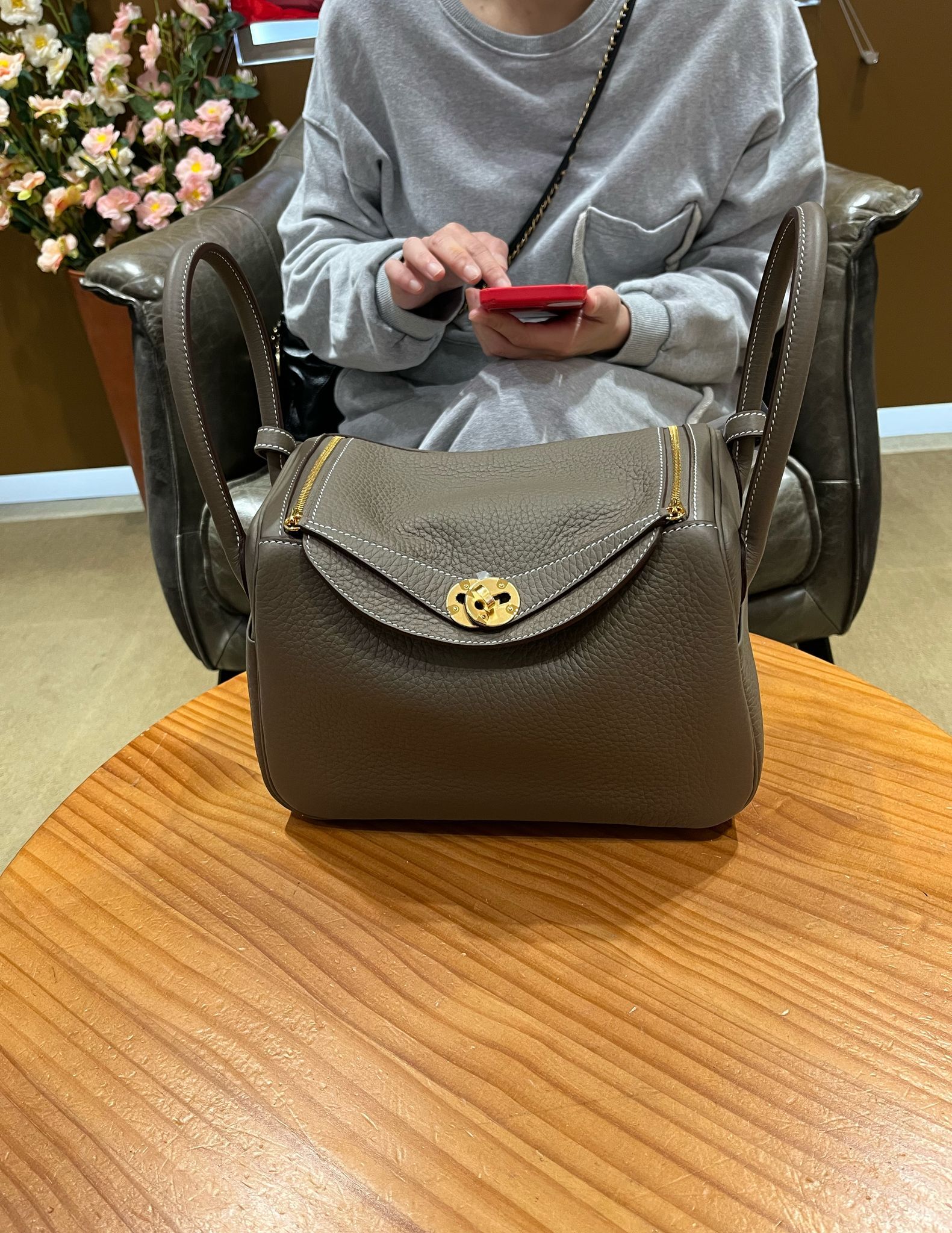 26/4/2025購買【感謝支持】 靚靚爽快抱走Lindy26大象金🐘 讚我哋服務態度好👍🏼 很滿意今次購物經驗❤️ 多謝你嘅認可與支持🥰