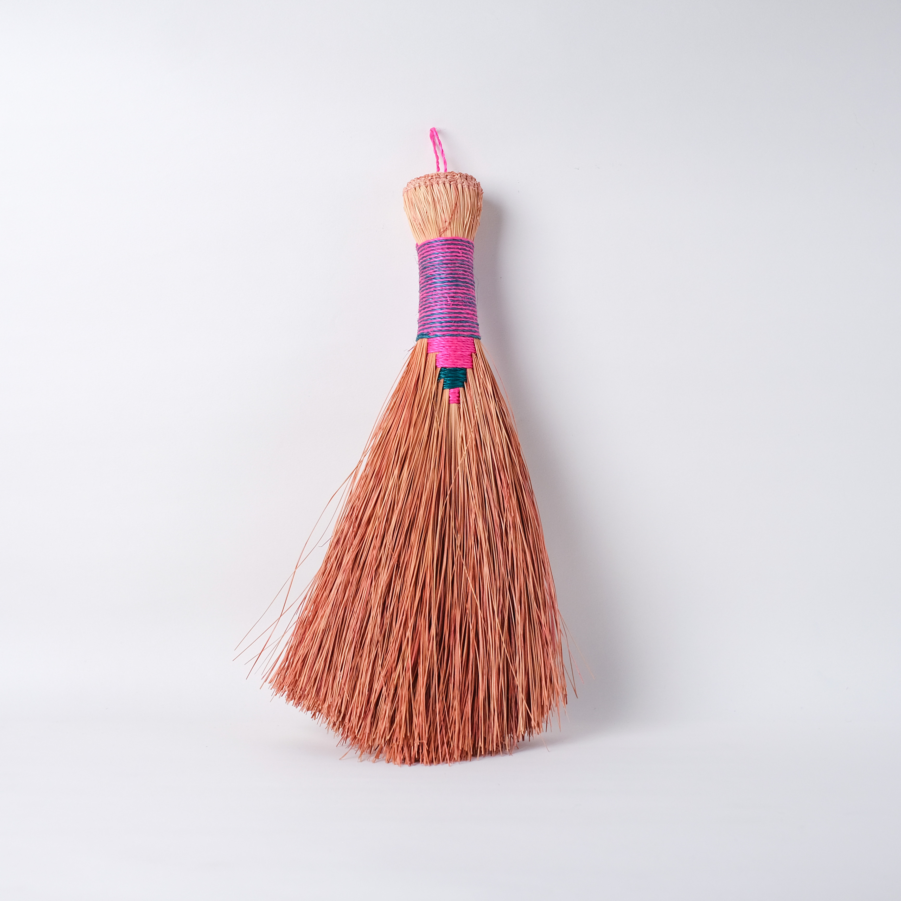 永續工藝｜Lutindzi 草編掃帚 21｜史瓦帝尼